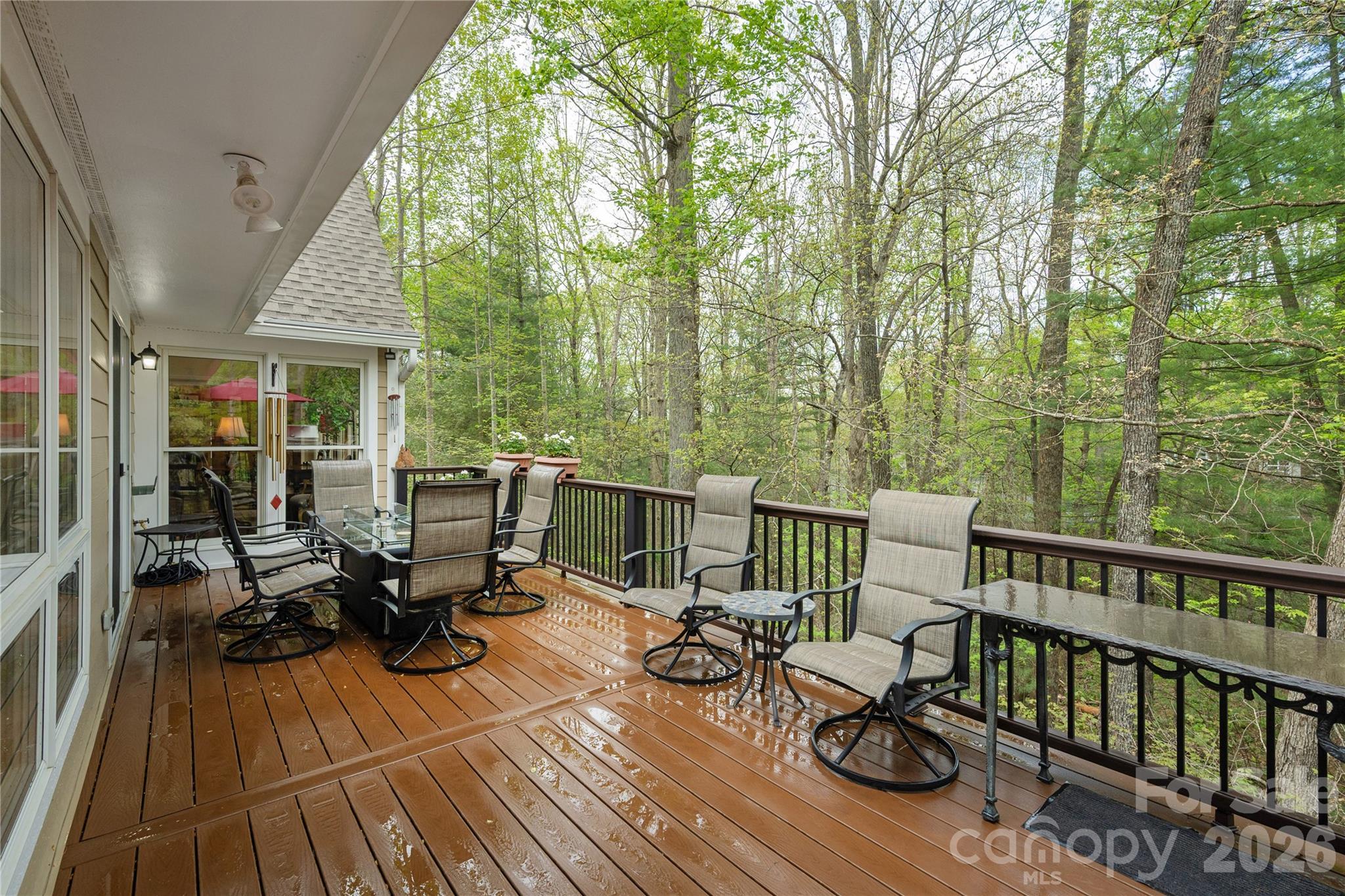 508 Cobblestone Lane — Flat Rock
