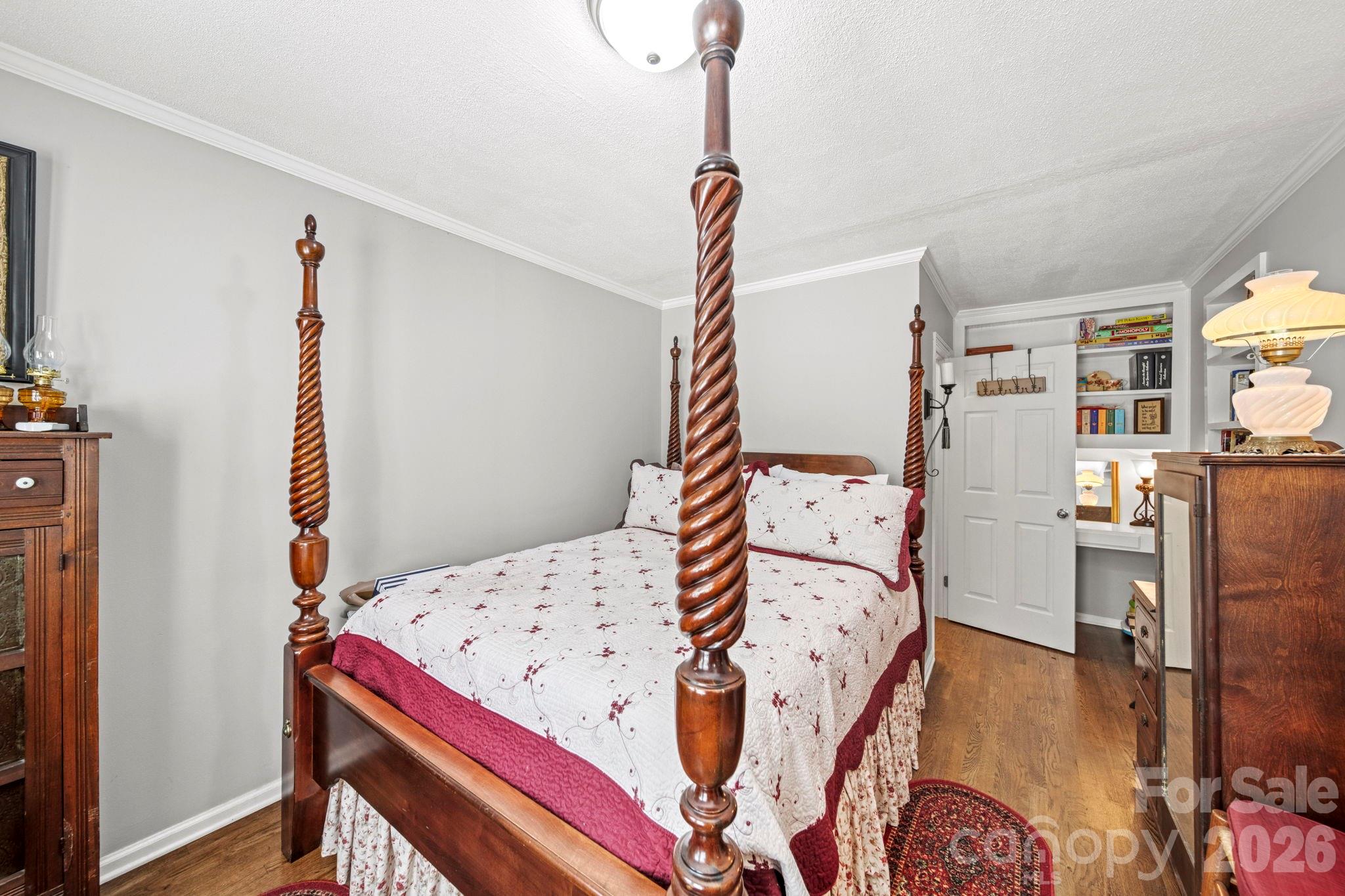 421 Tywood Street NE — Lenoir