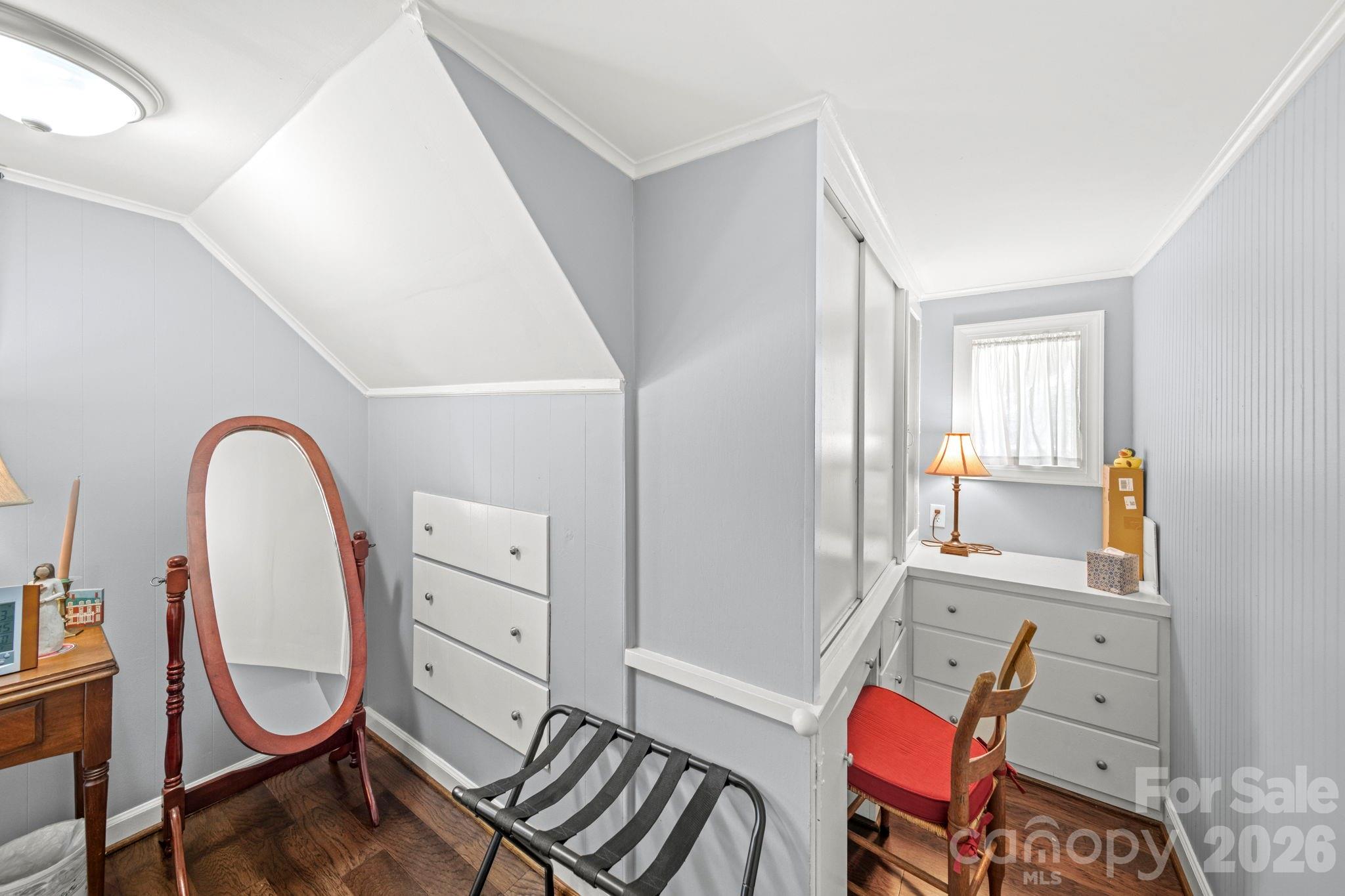 421 Tywood Street NE — Lenoir
