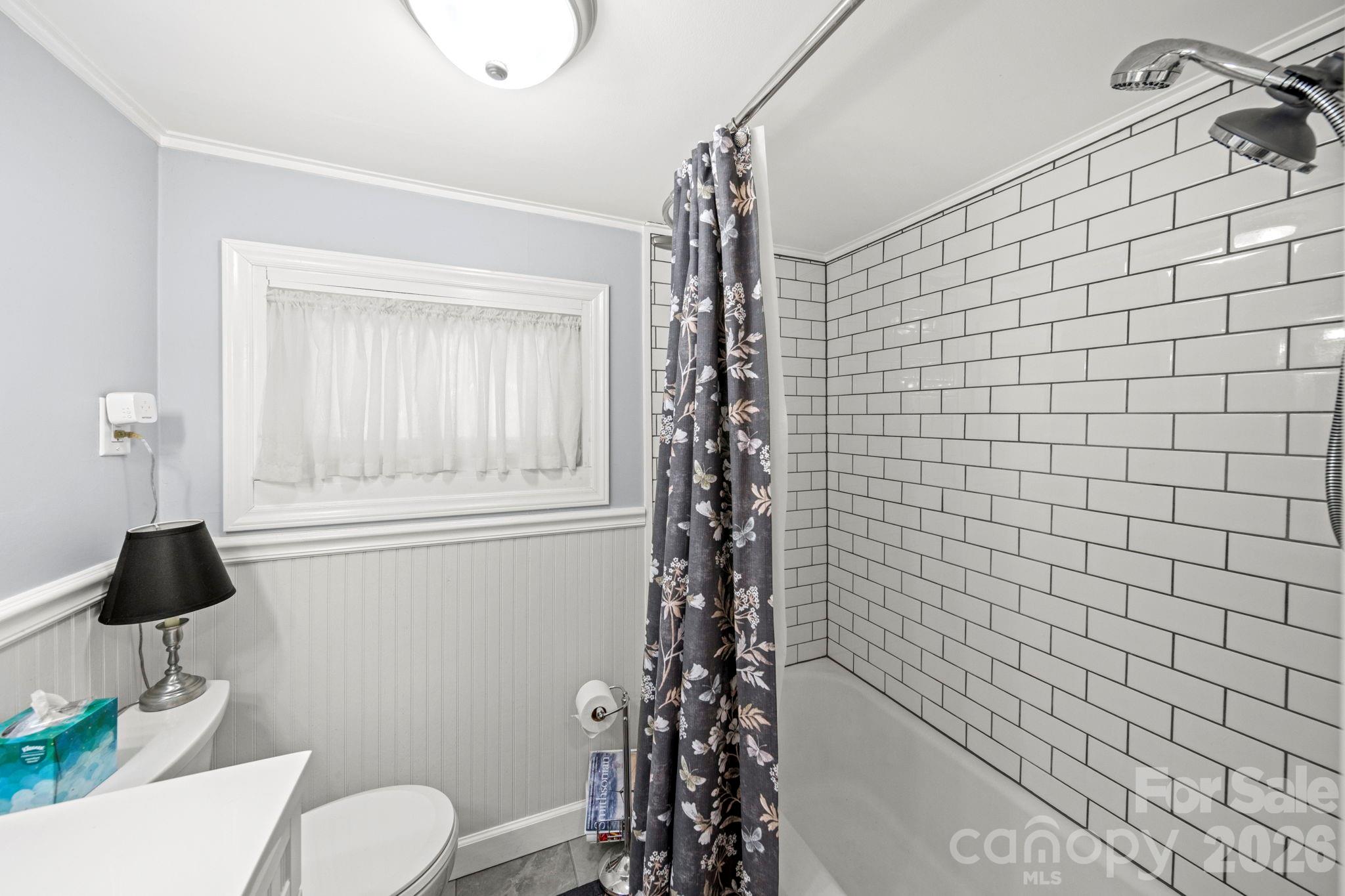 421 Tywood Street NE — Lenoir