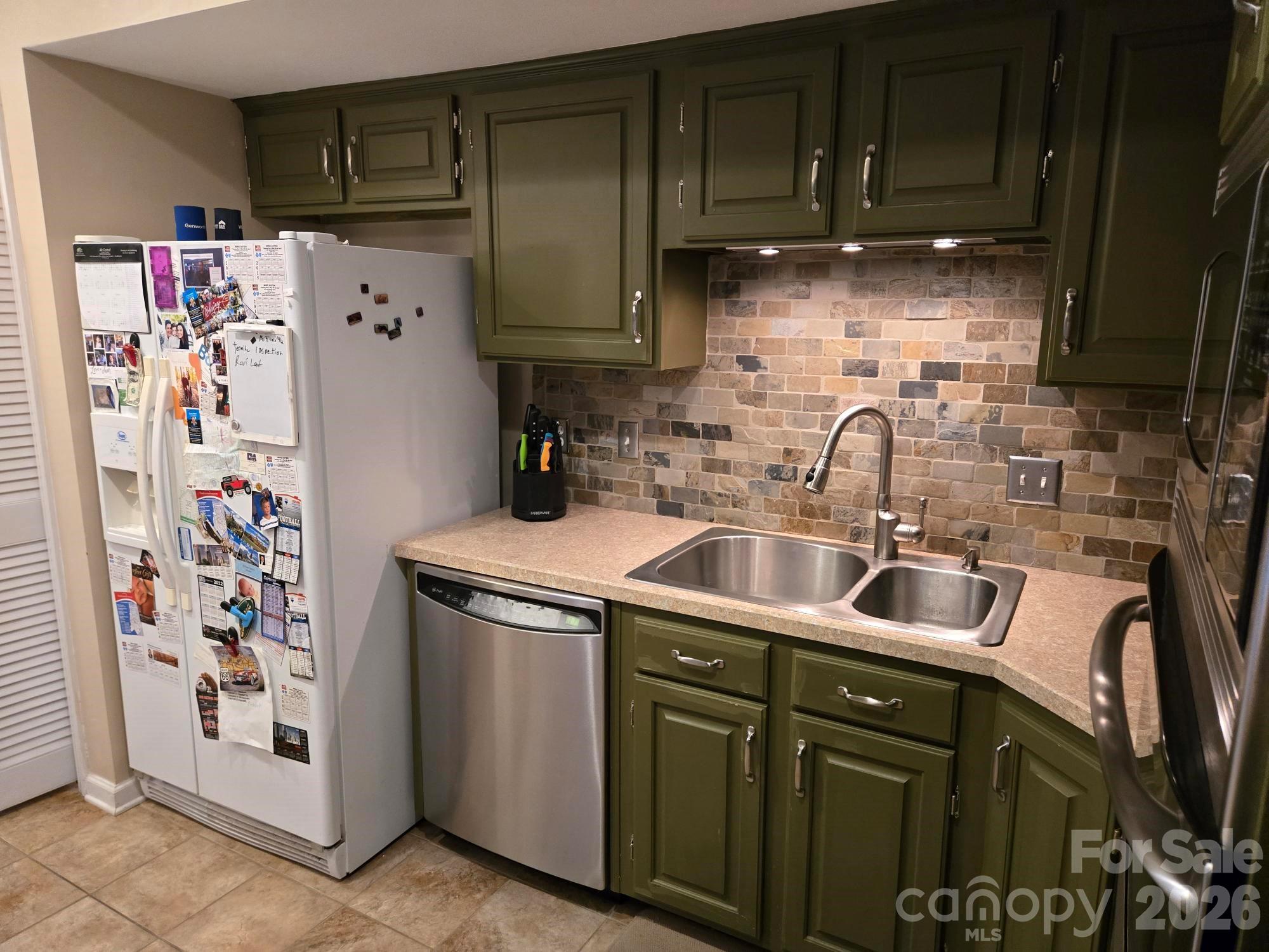4236 Burning Tree Drive — Charlotte