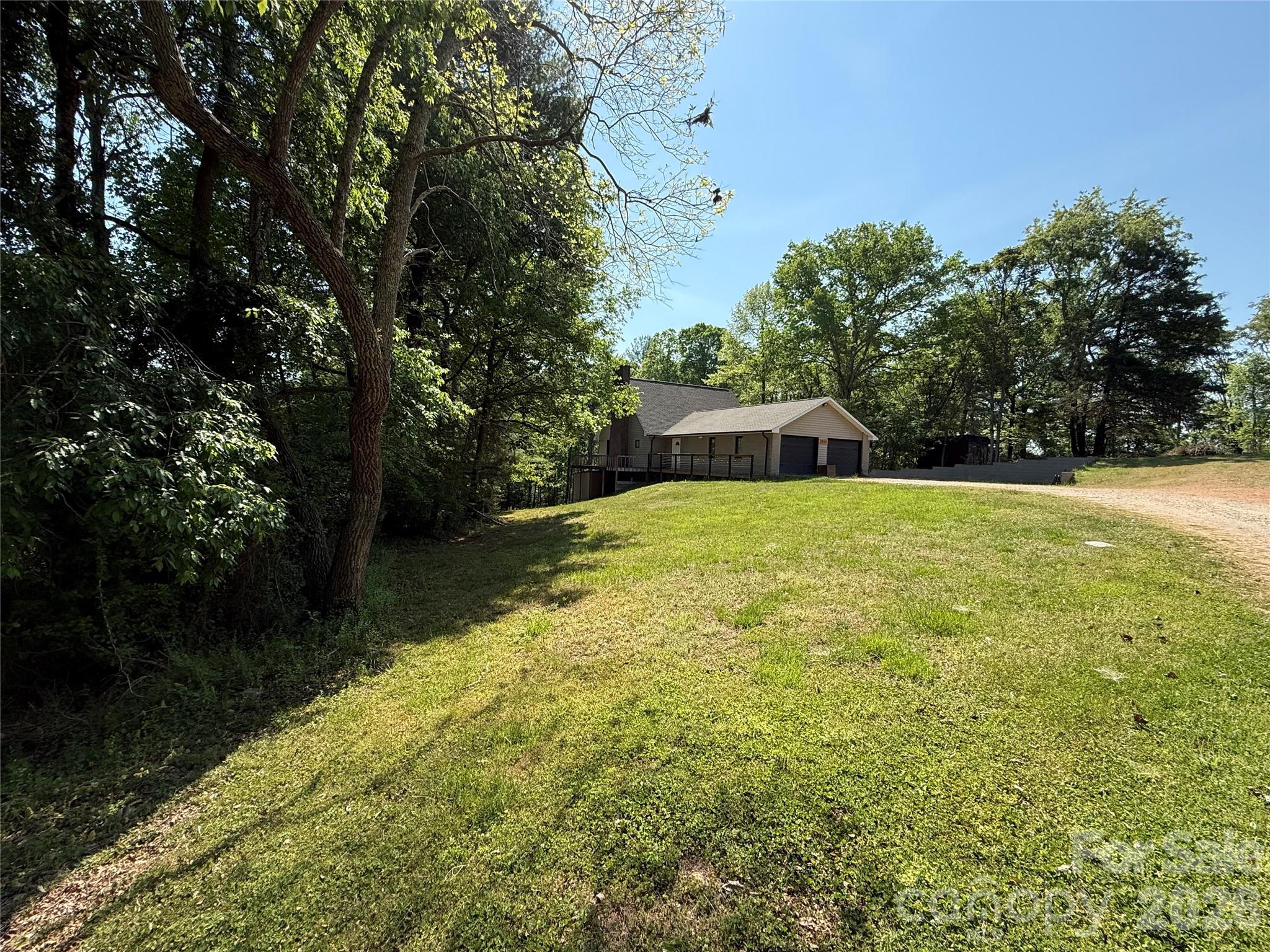 2922 Lovie Lane — Hudson