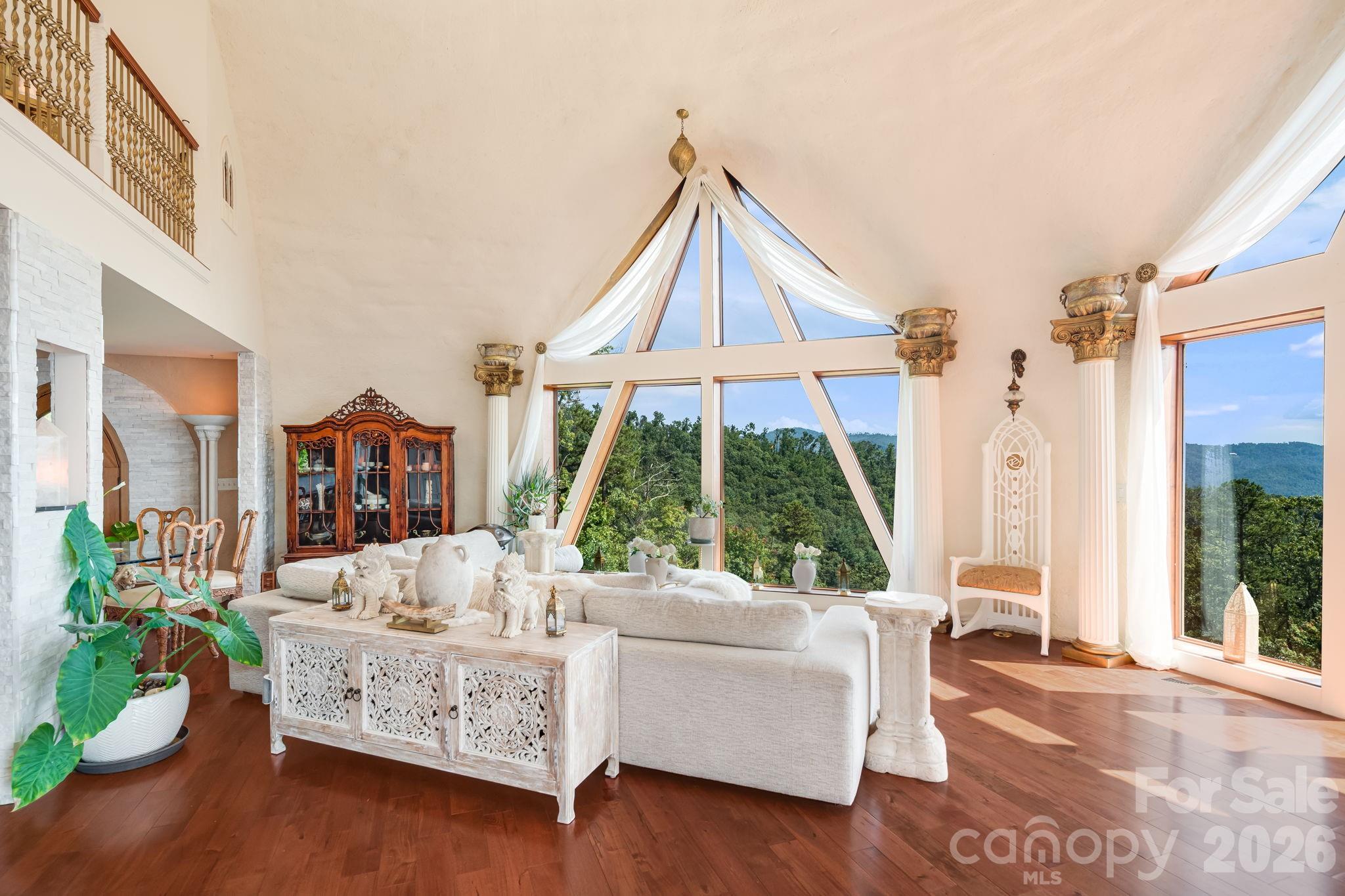 44 Azura Gdns None — Weaverville