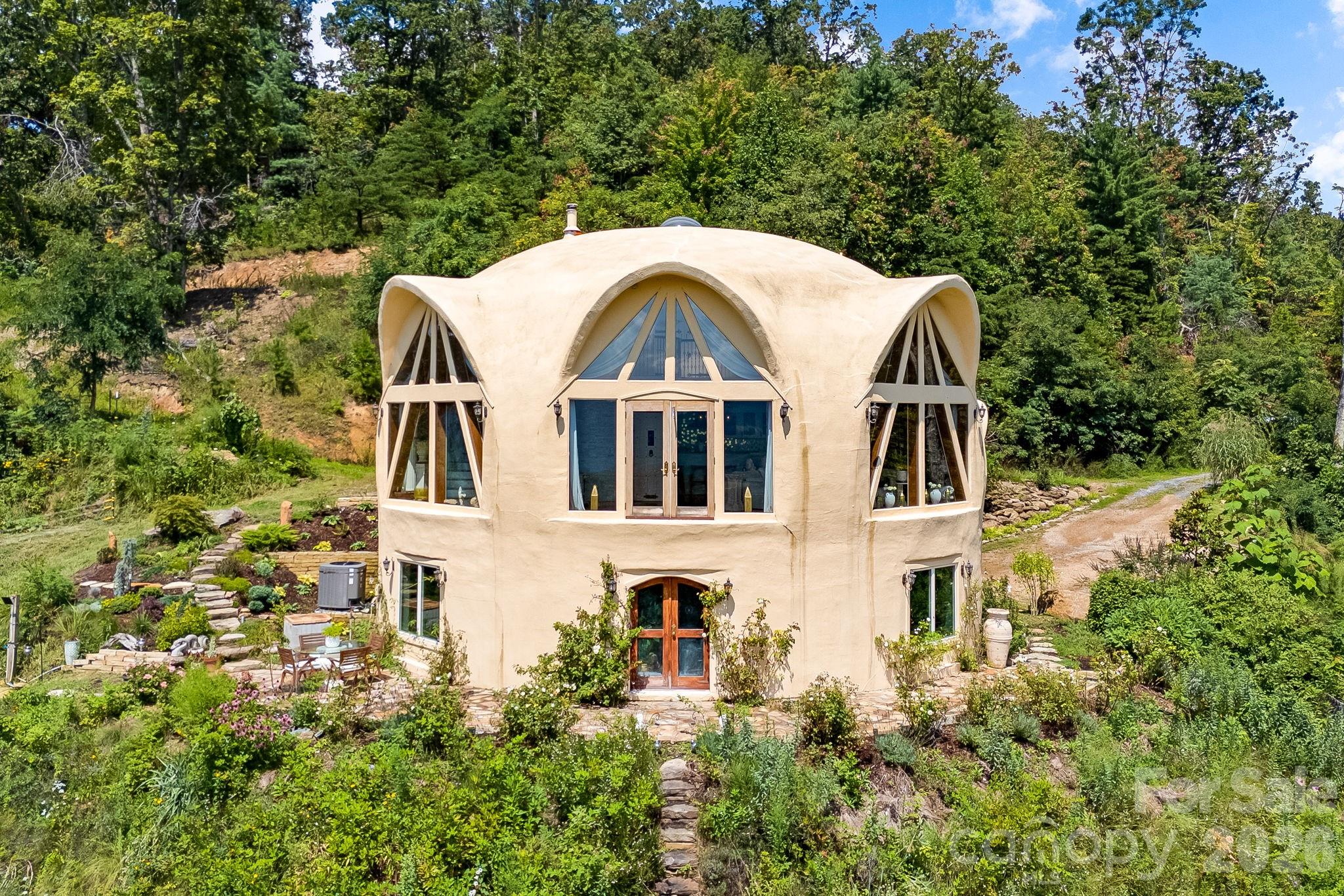 44 Azura Gdns None — Weaverville
