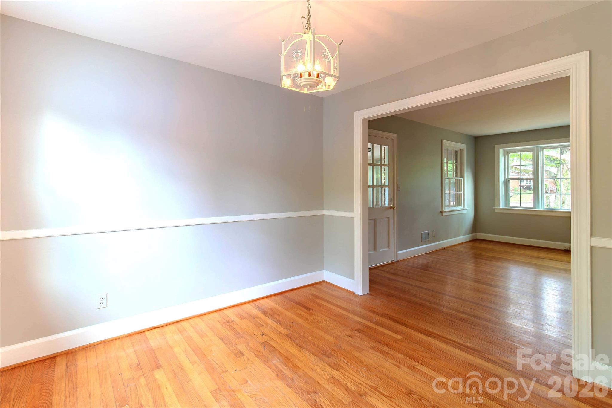 3428 Wade Avenue — Raleigh