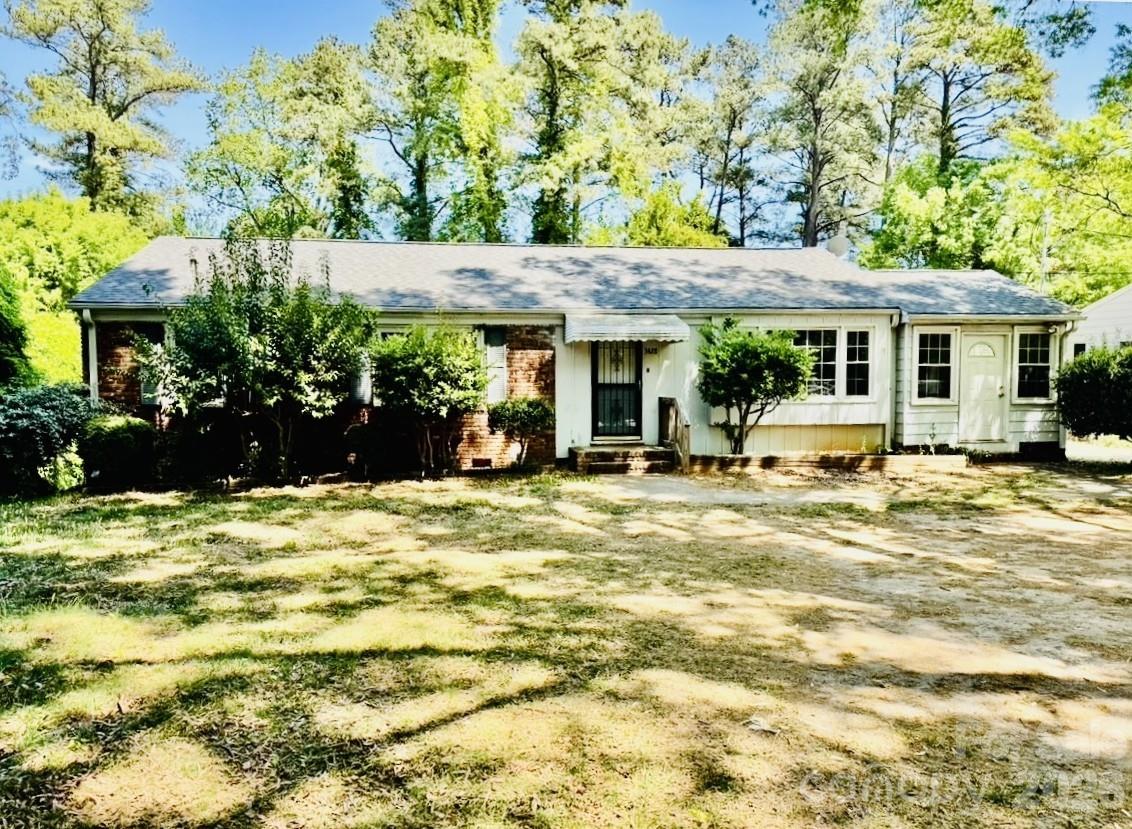 3428 Wade Avenue — Raleigh