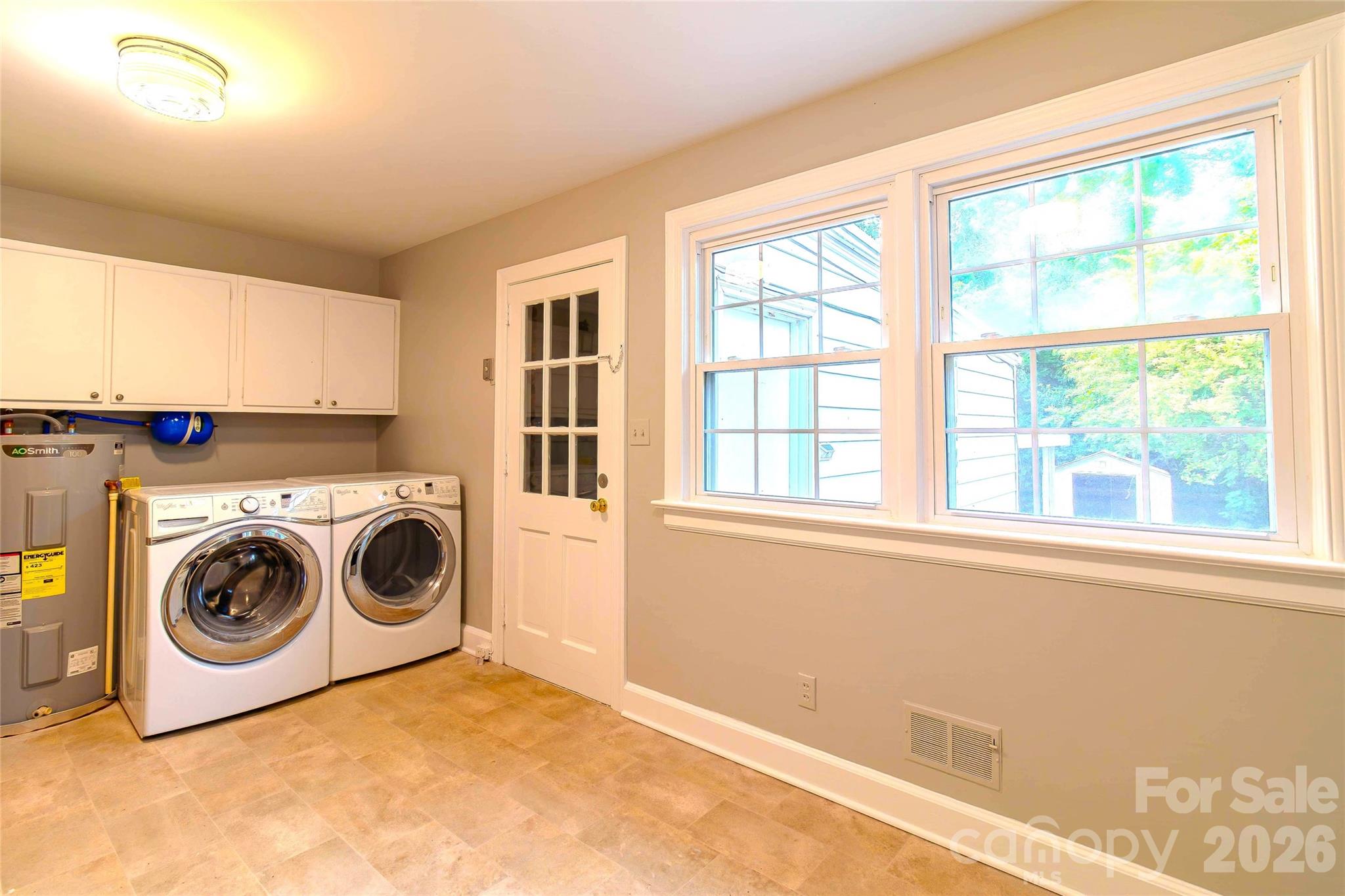 3428 Wade Avenue — Raleigh