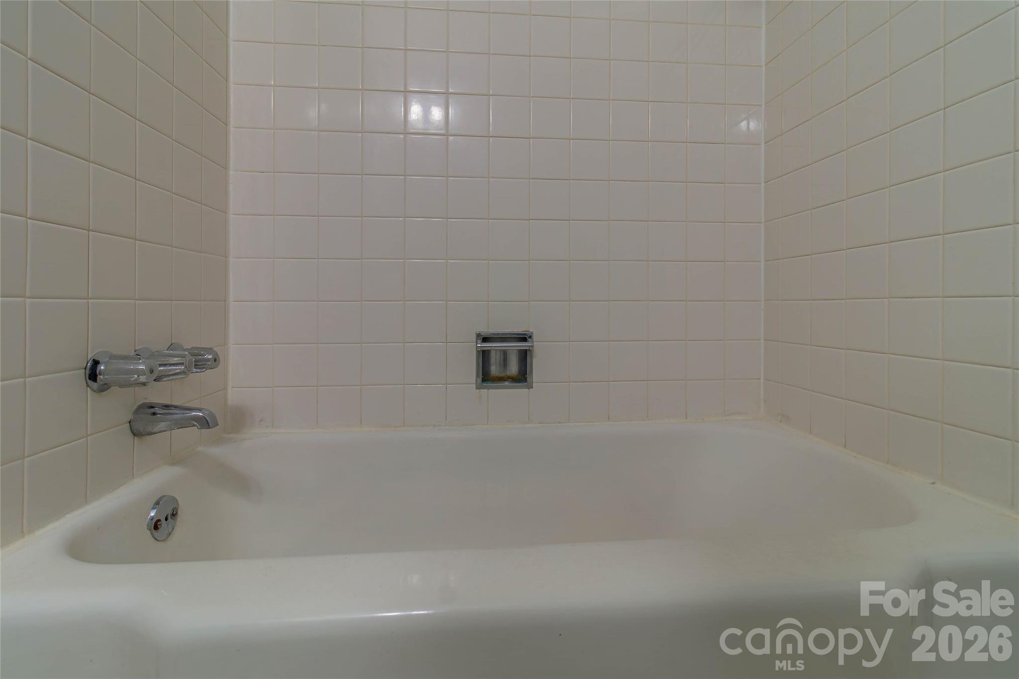 3428 Wade Avenue — Raleigh