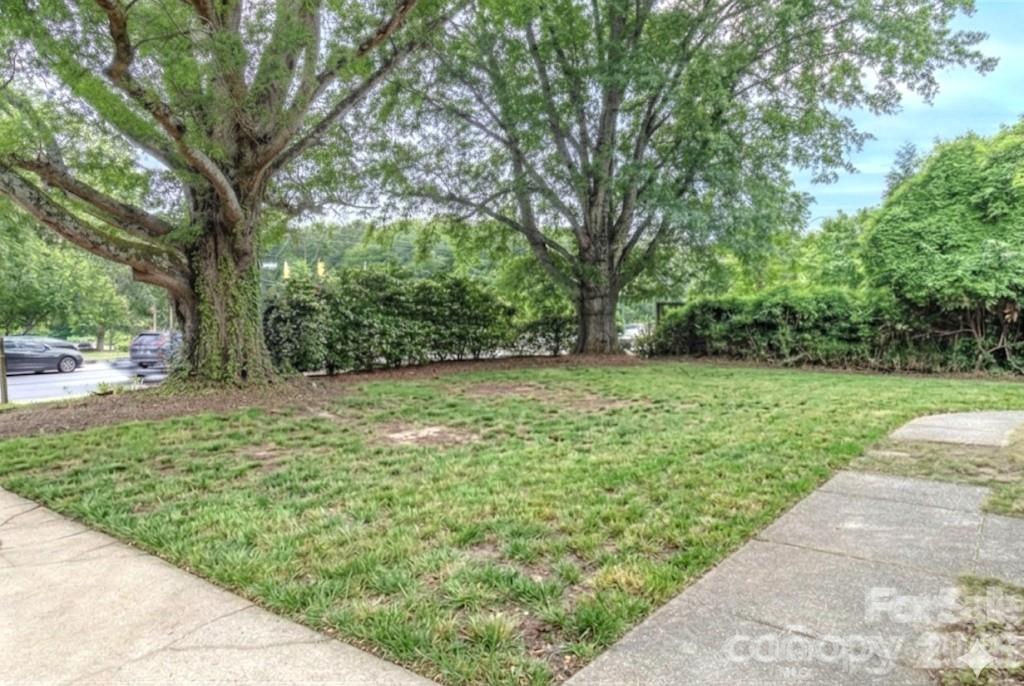 3428 Wade Avenue — Raleigh