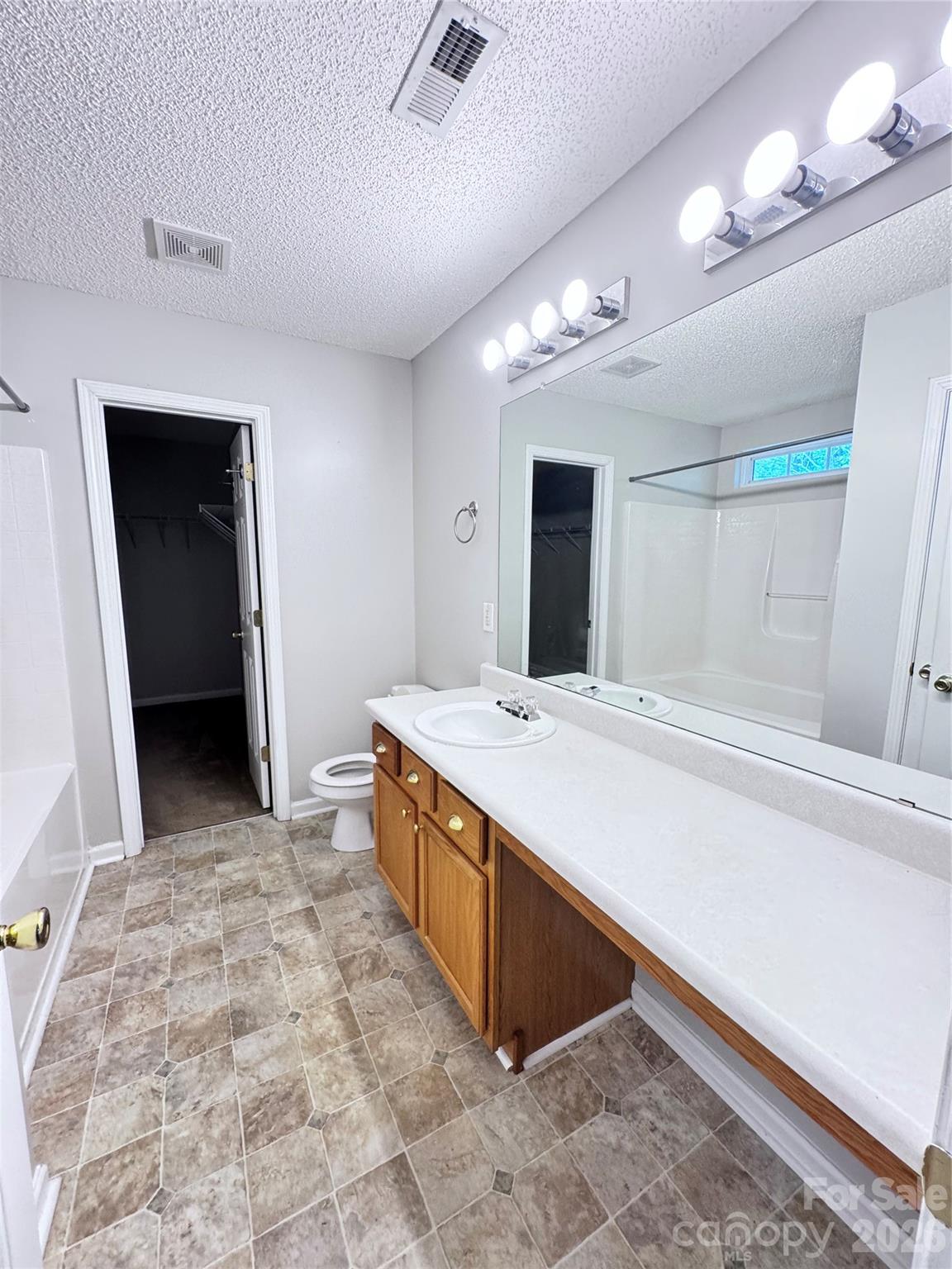 6528 Forest Cross Drive — Charlotte