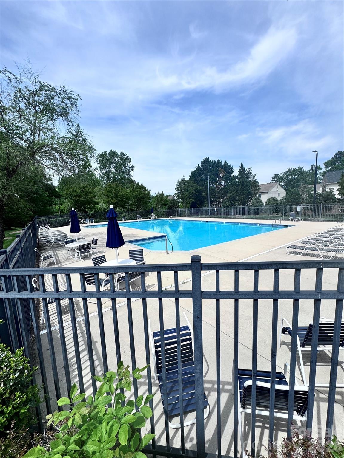 6528 Forest Cross Drive — Charlotte
