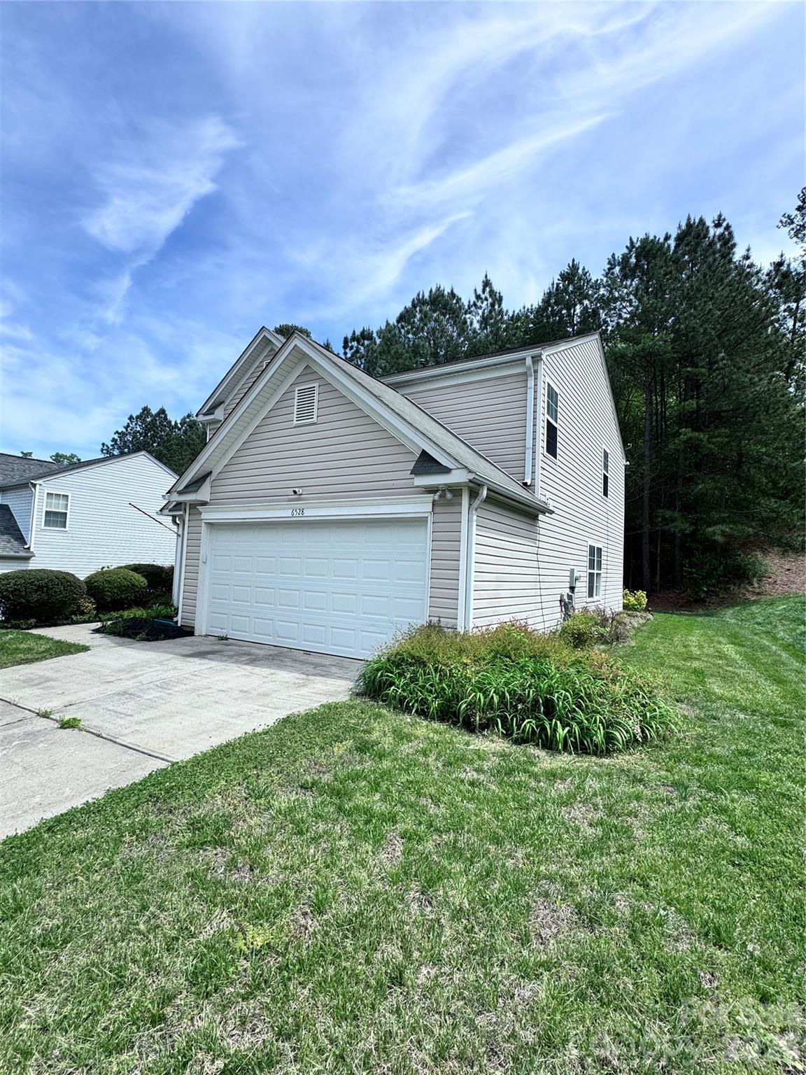 6528 Forest Cross Drive — Charlotte