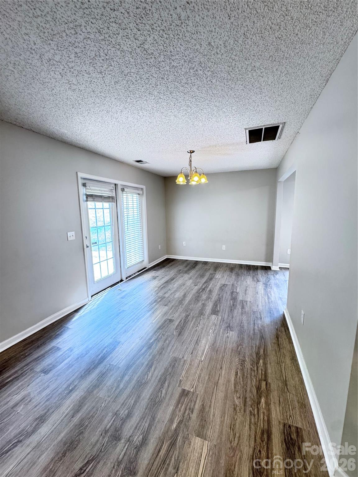 6528 Forest Cross Drive — Charlotte
