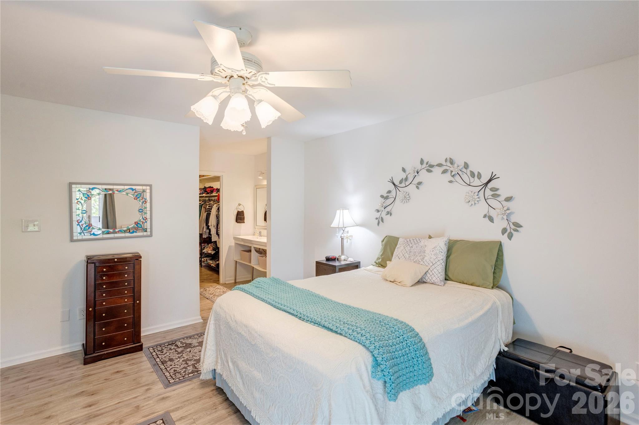 6608 Point Comfort Lane — Charlotte