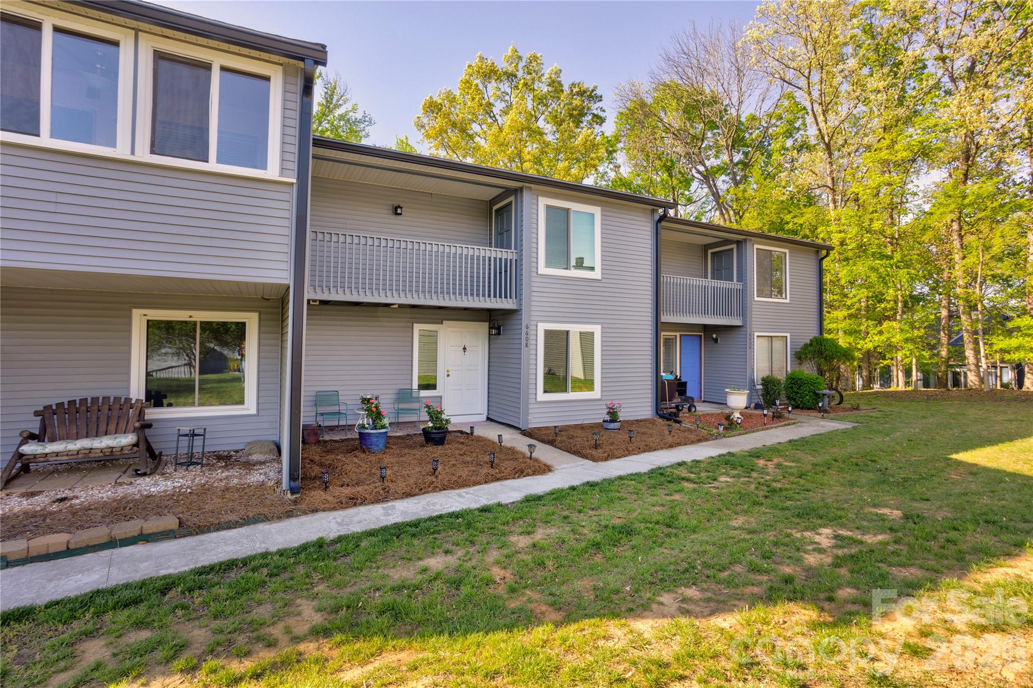 6608 Point Comfort Lane — Charlotte