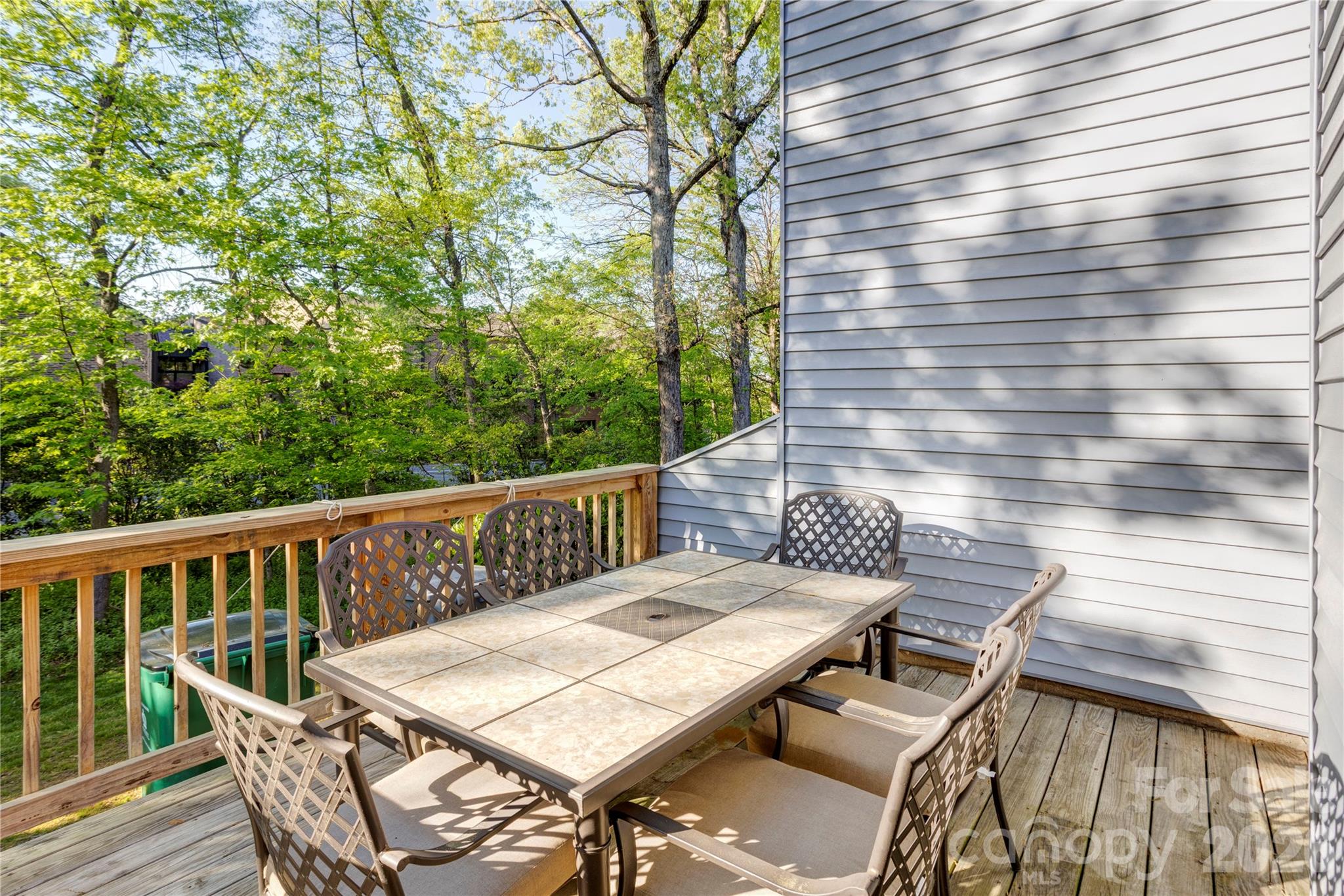 6608 Point Comfort Lane — Charlotte