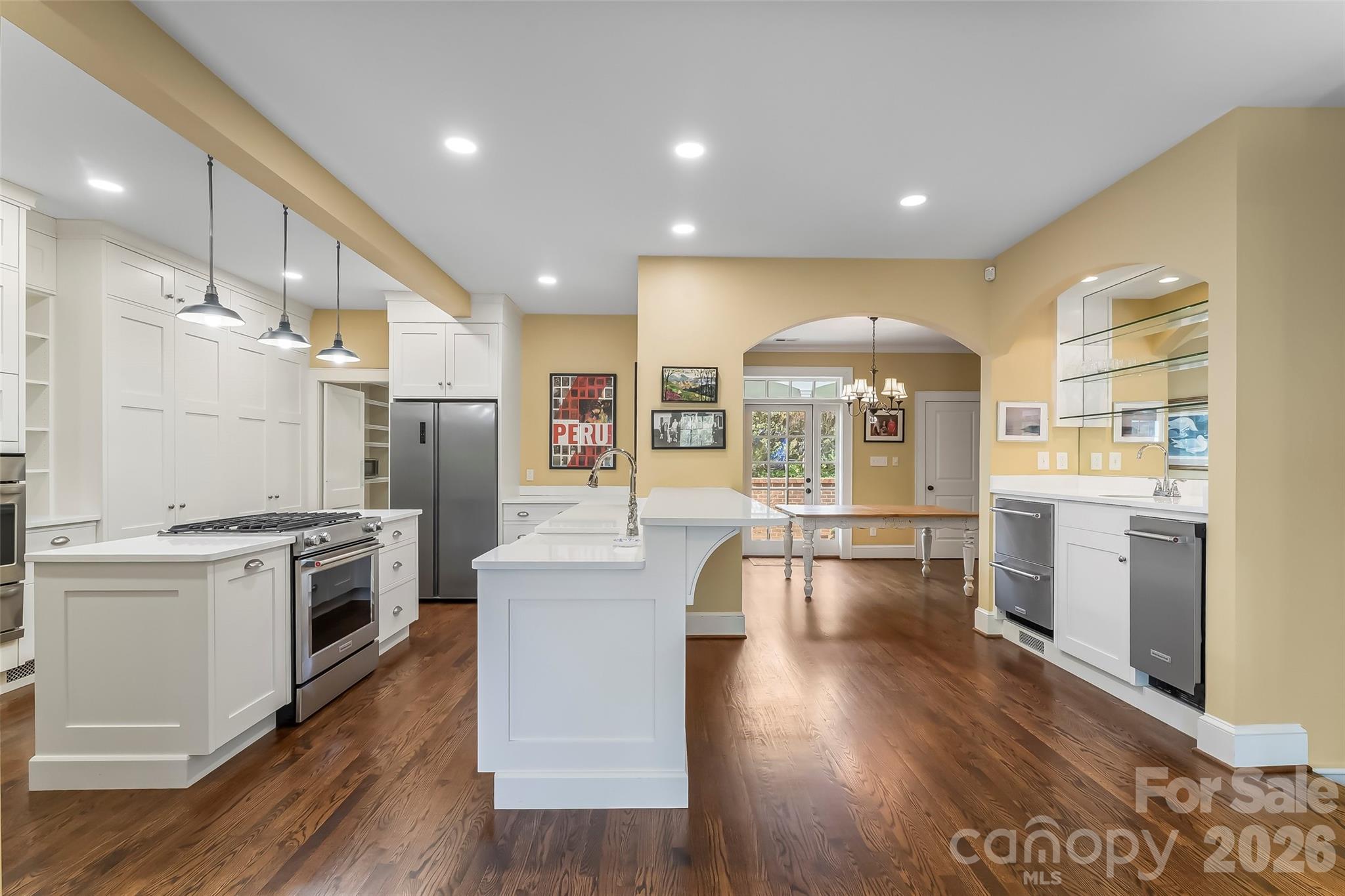 115 Riverside Court — Morganton