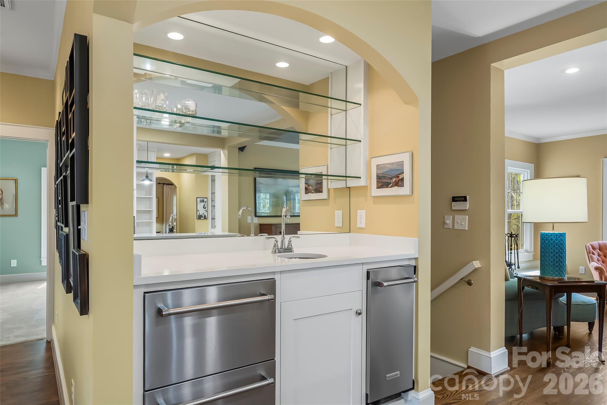 115 Riverside Court — Morganton