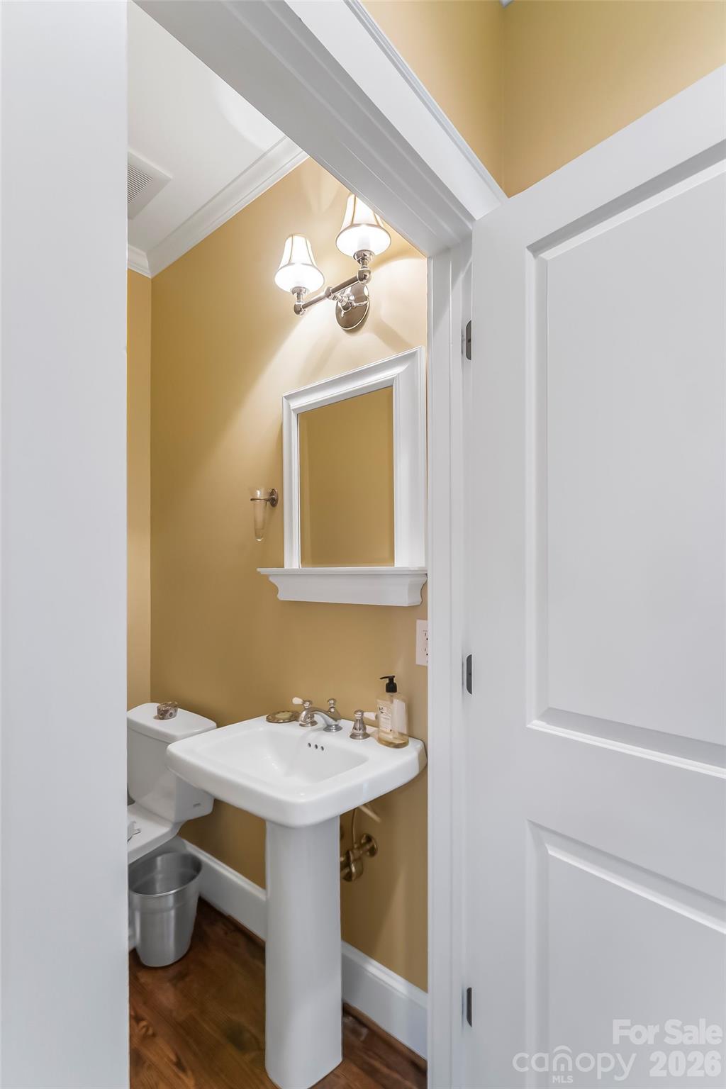115 Riverside Court — Morganton