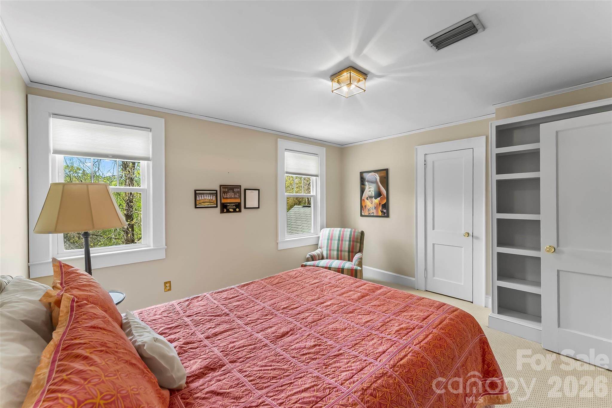 115 Riverside Court — Morganton