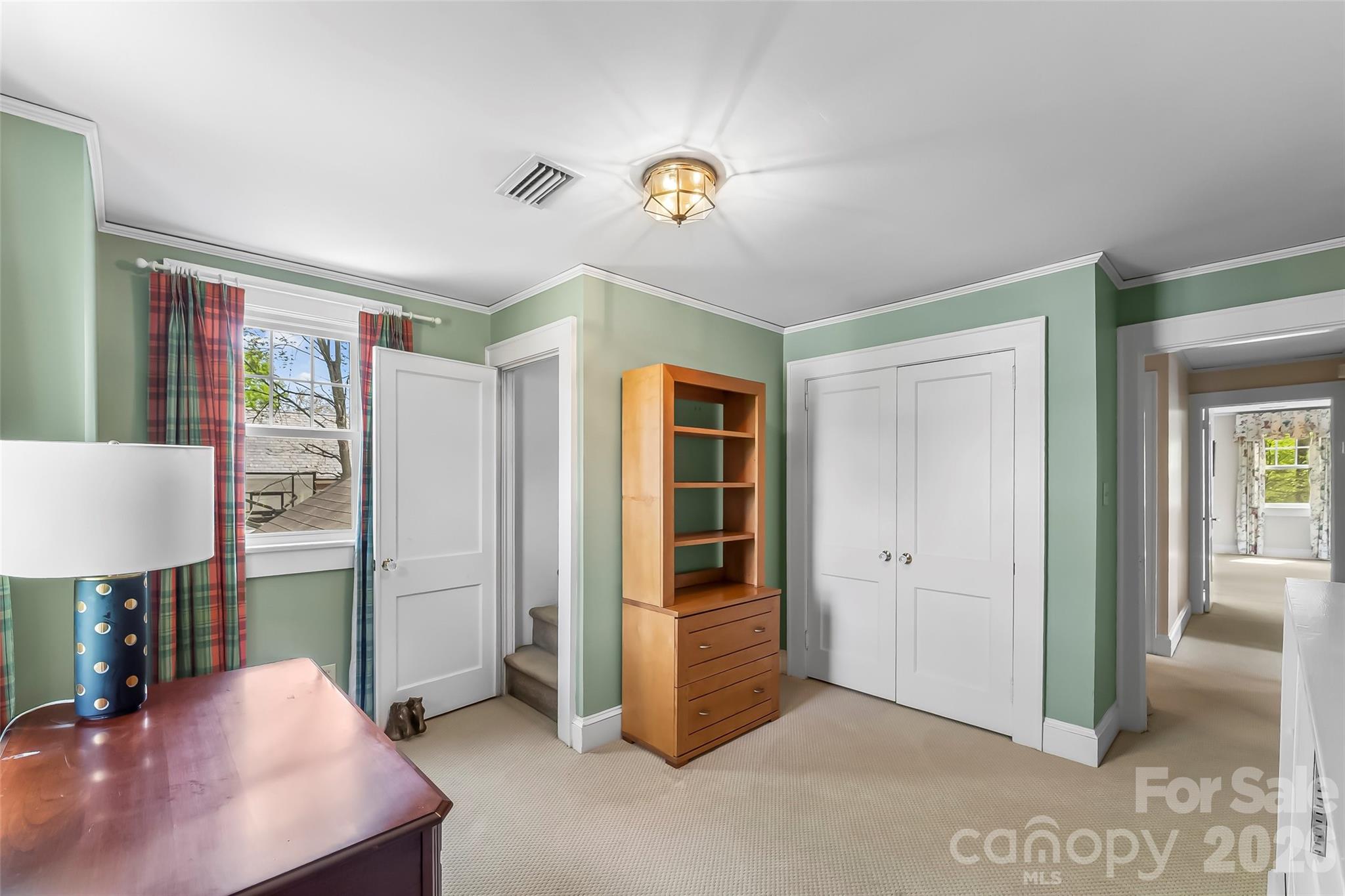 115 Riverside Court — Morganton