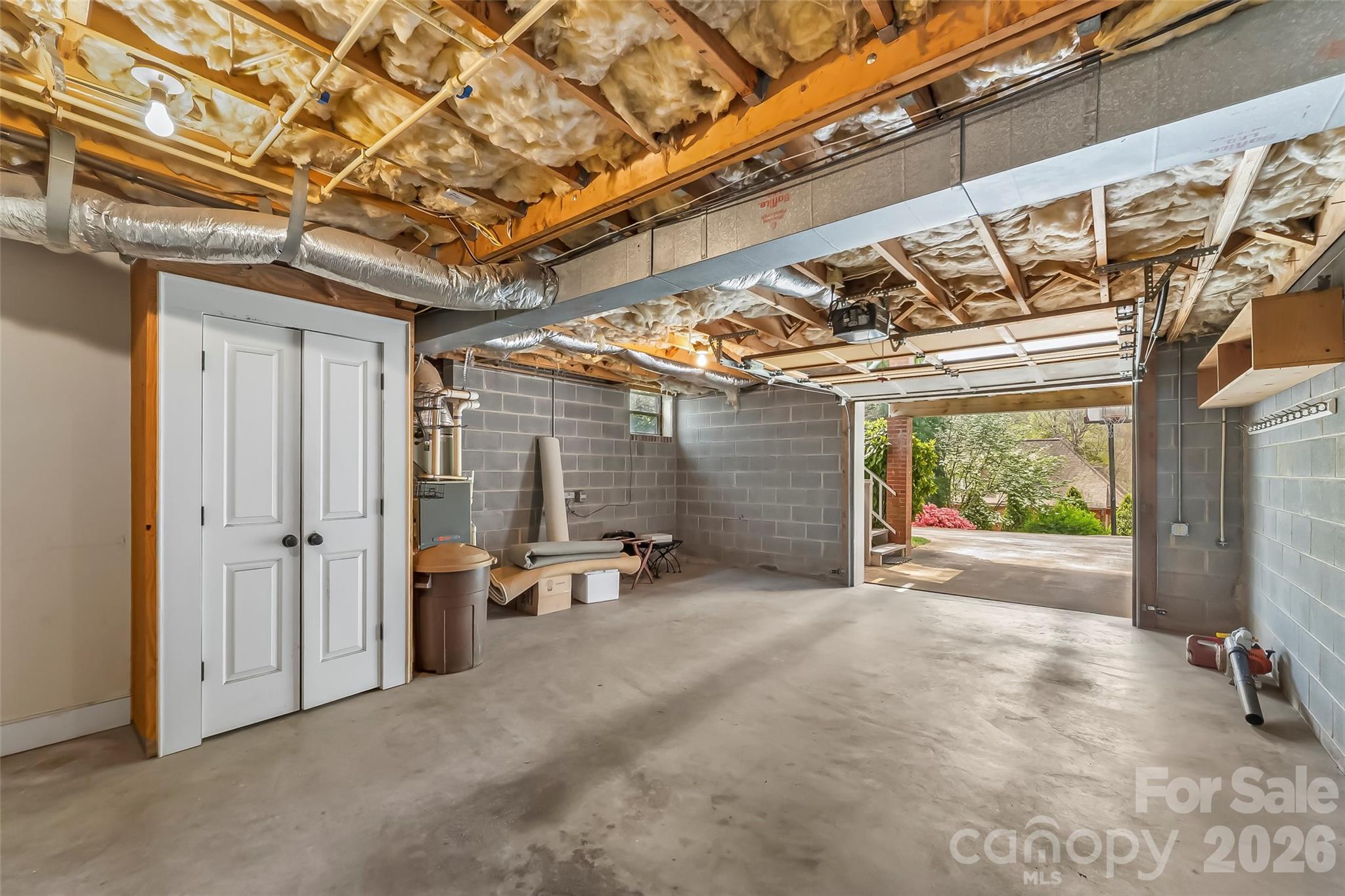 115 Riverside Court — Morganton