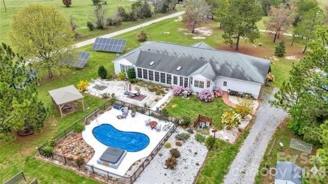 1035 Mcmillan Road — Cheraw