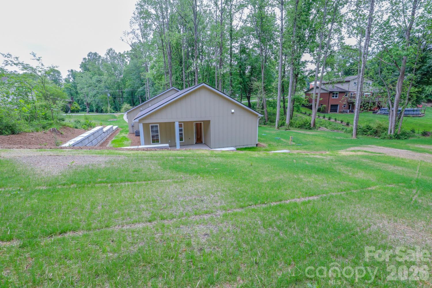 156 Oakdale Drive — Morganton