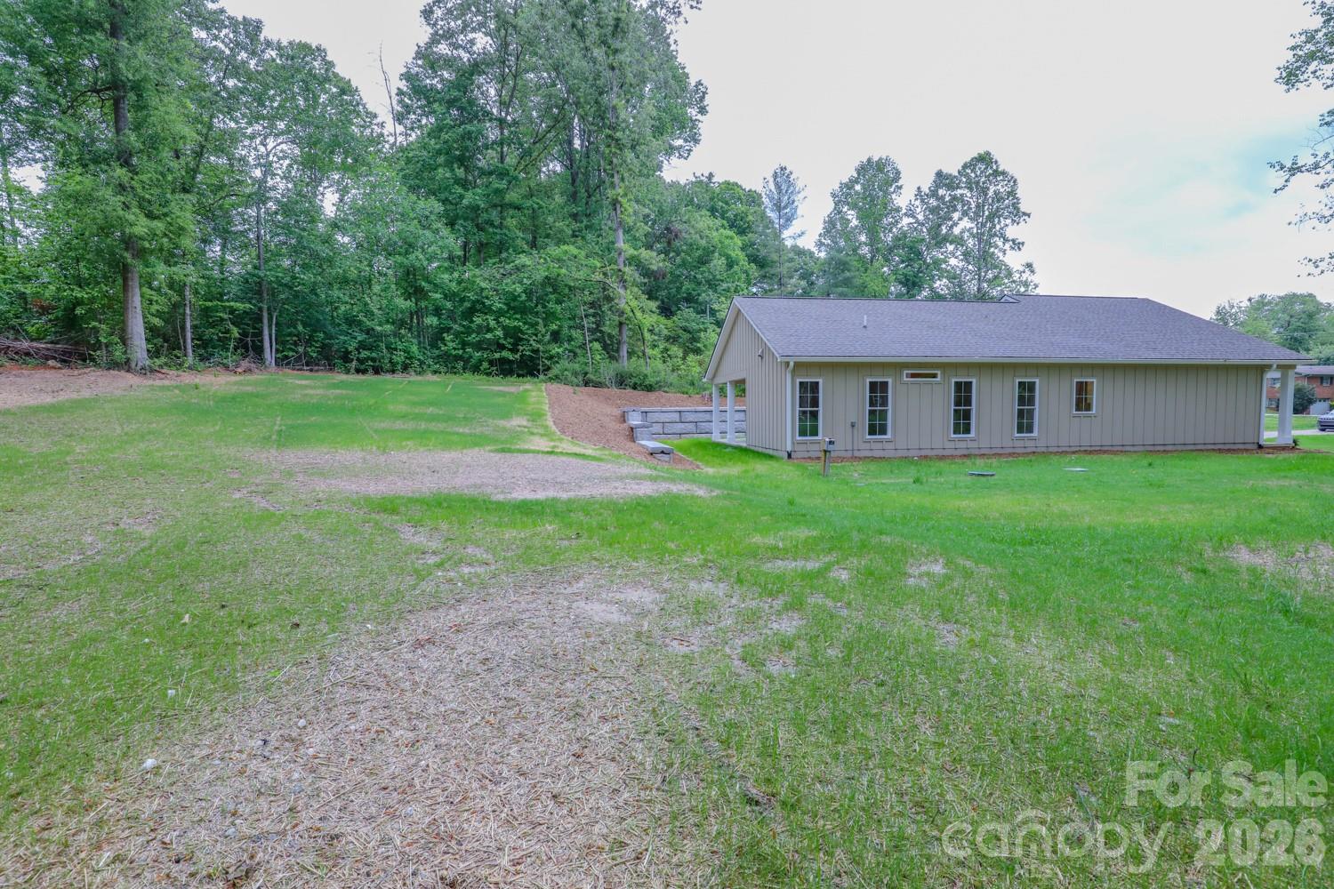 156 Oakdale Drive — Morganton