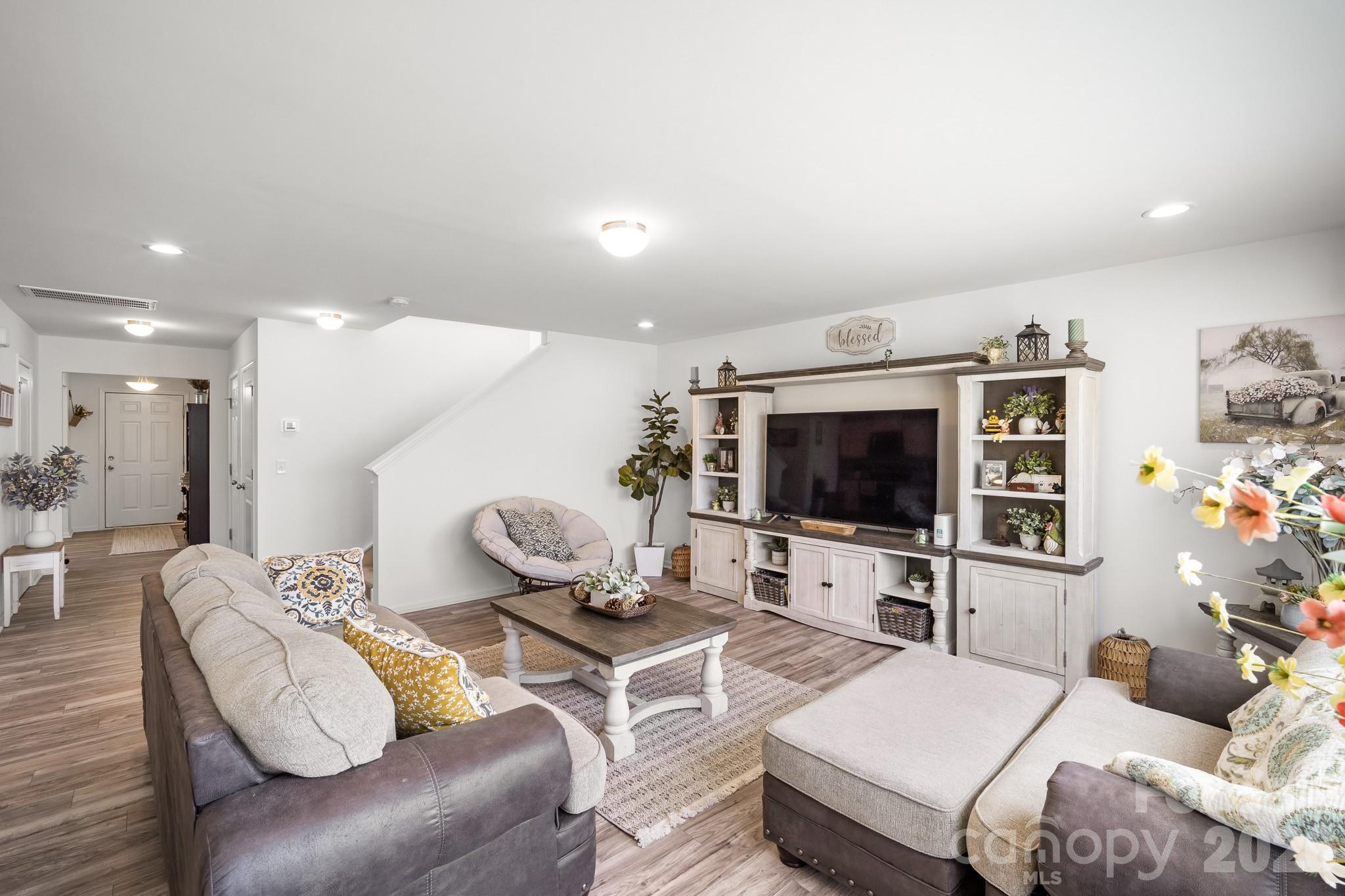108 Galley Lane — Statesville