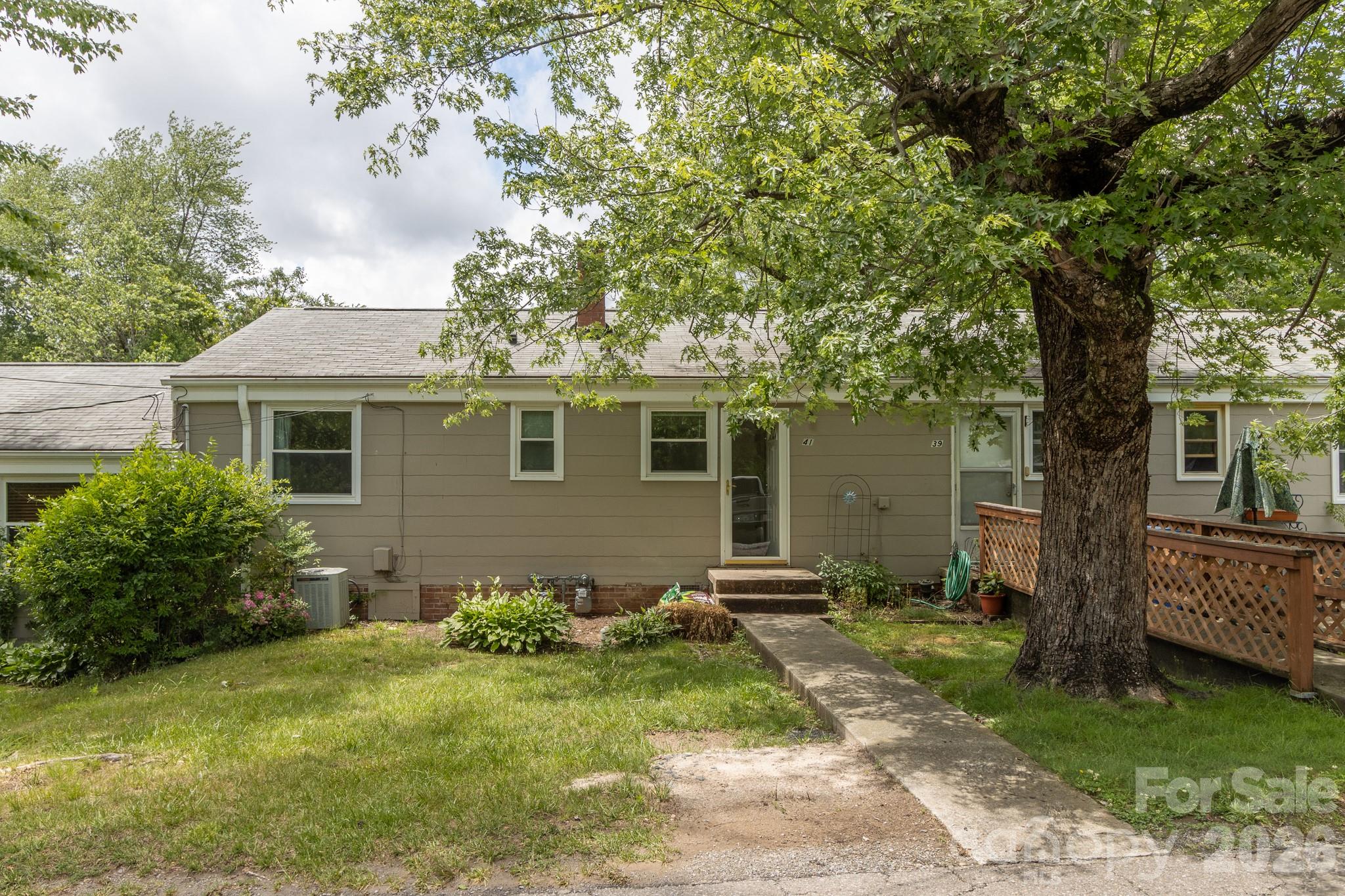 41 Trowbridge Lane — Brevard
