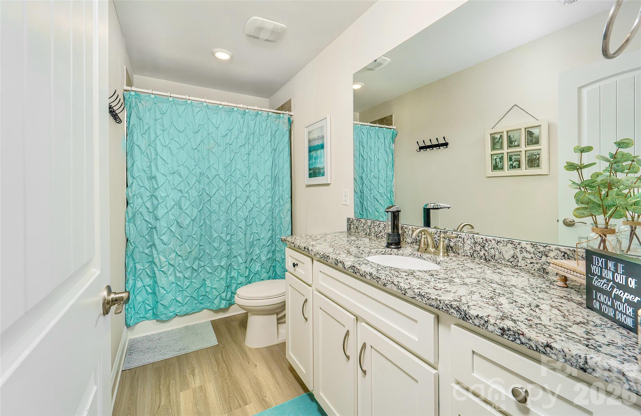 132 Tradesmen Trail — Troutman