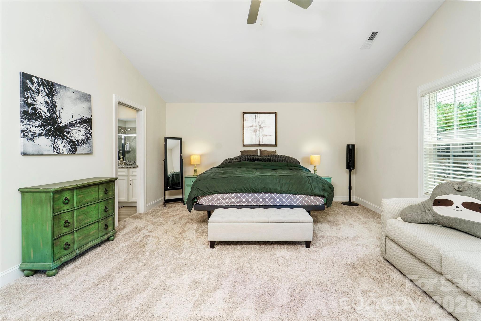 132 Tradesmen Trail — Troutman