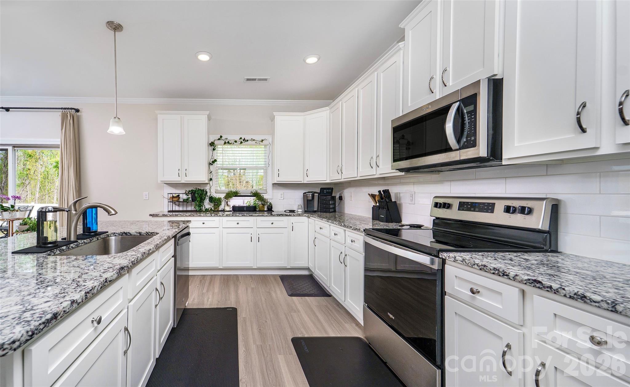 132 Tradesmen Trail — Troutman