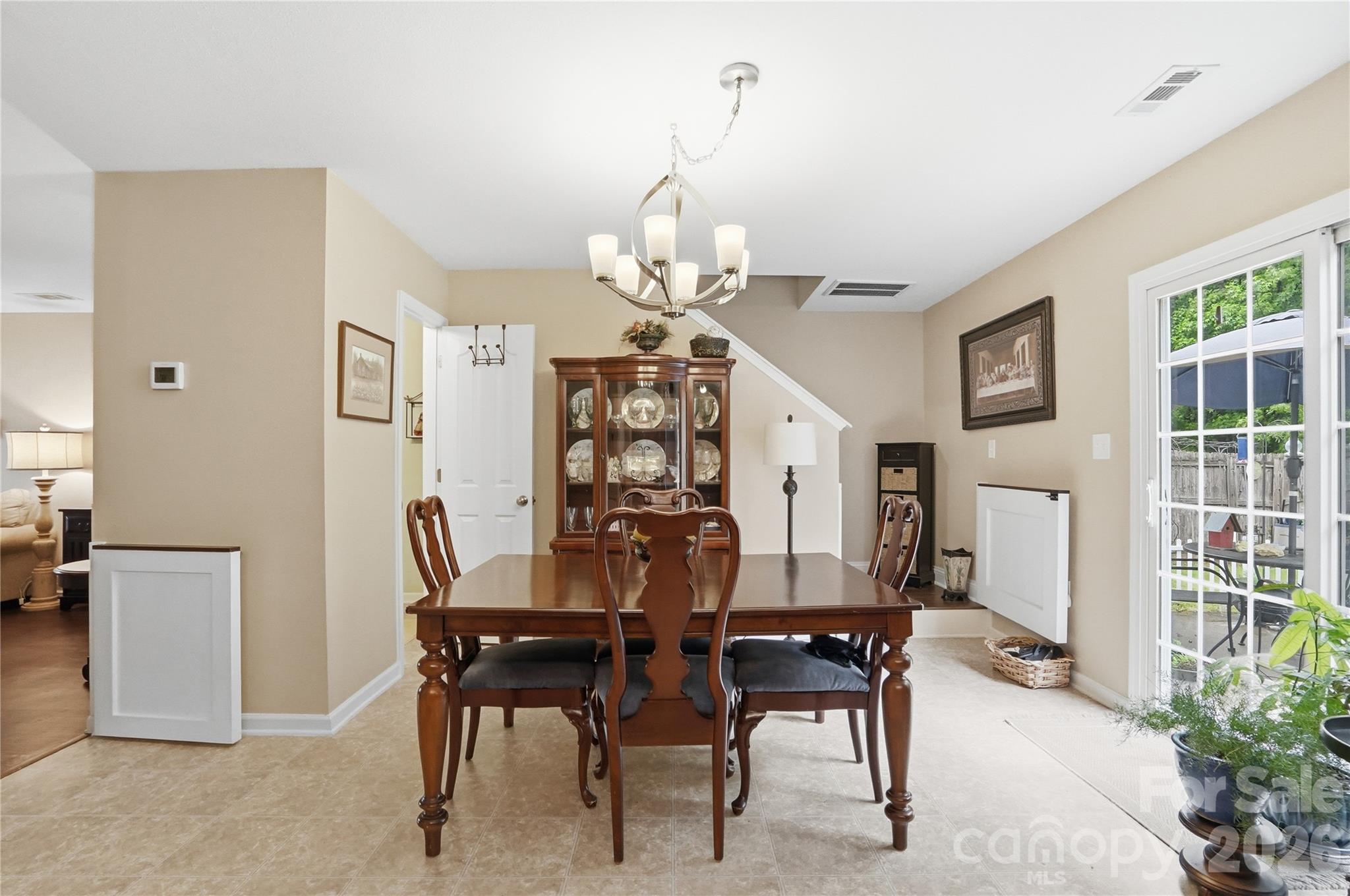 4823 Manchineel Lane — Monroe