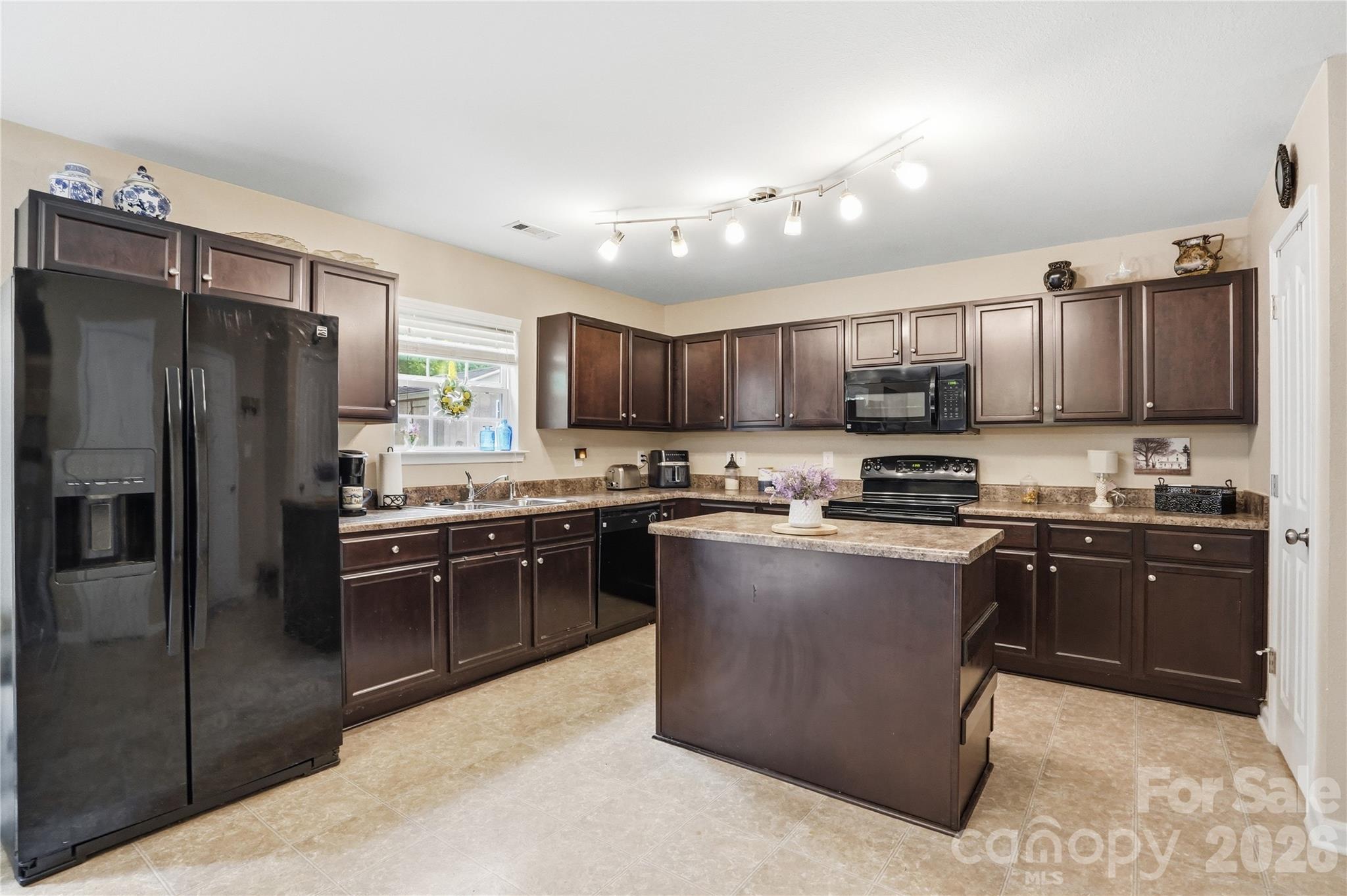 4823 Manchineel Lane — Monroe