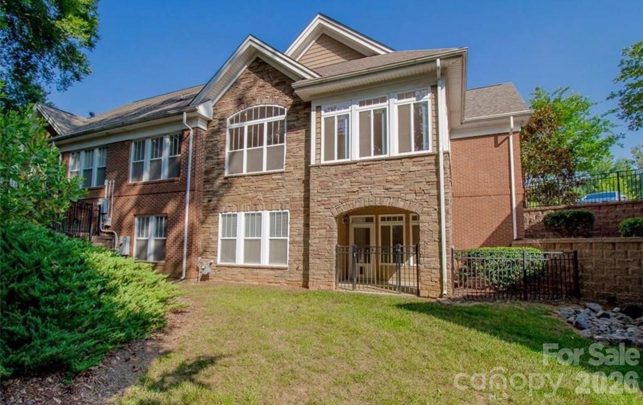 10914 Casetta Drive — Matthews