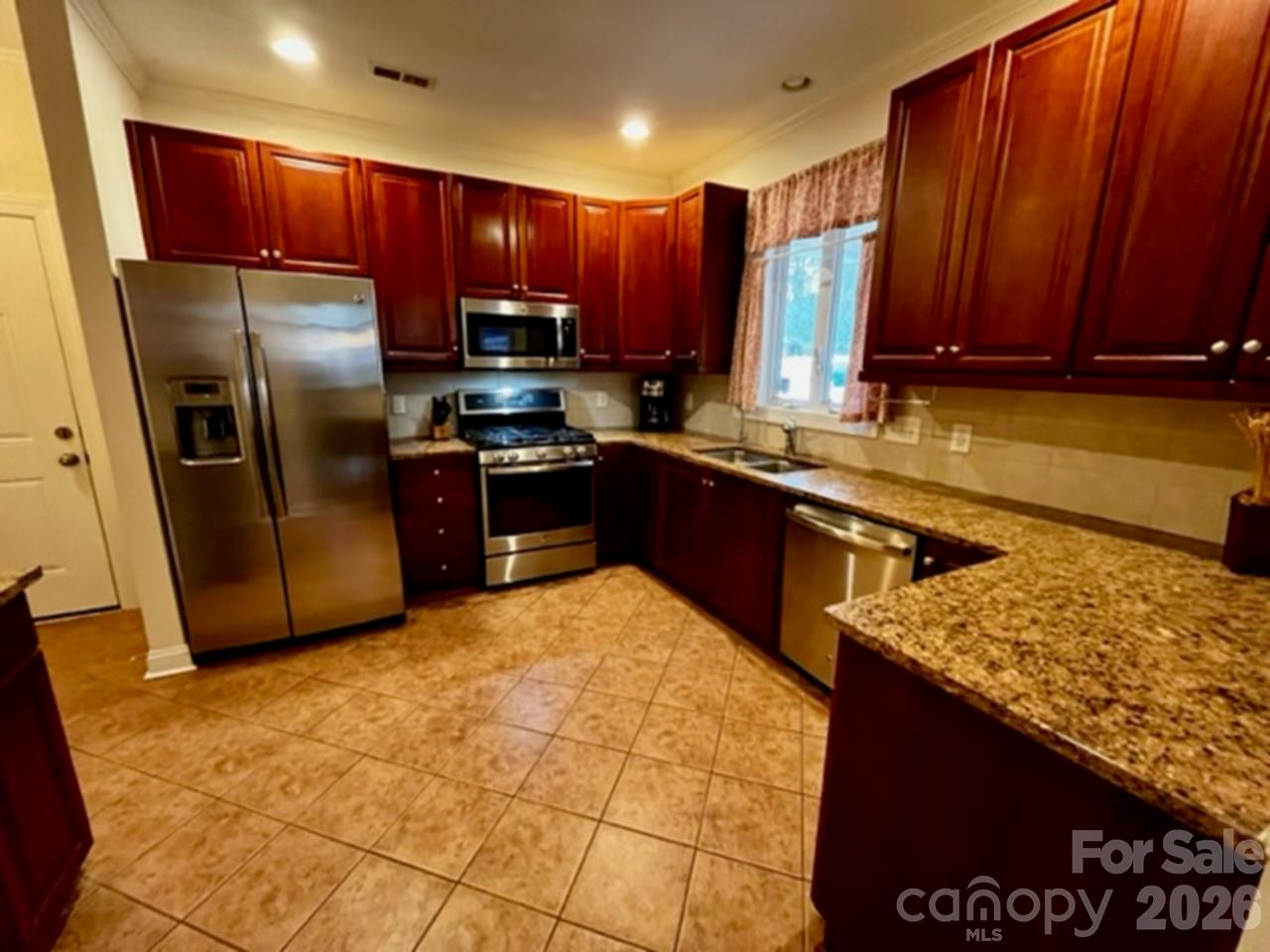 10914 Casetta Drive — Matthews