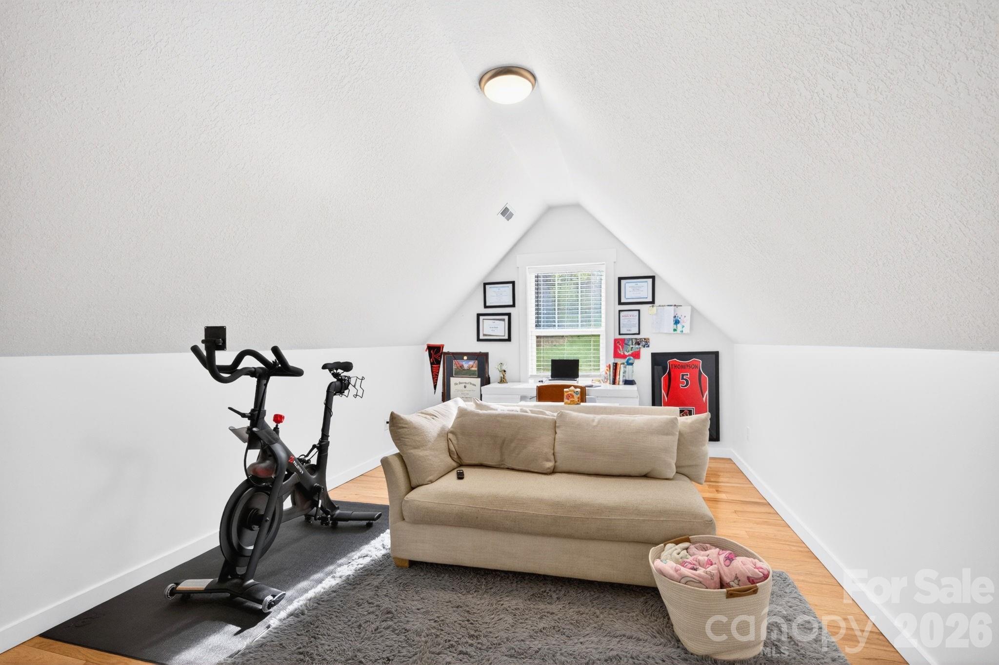 25 W Haven Drive — Arden