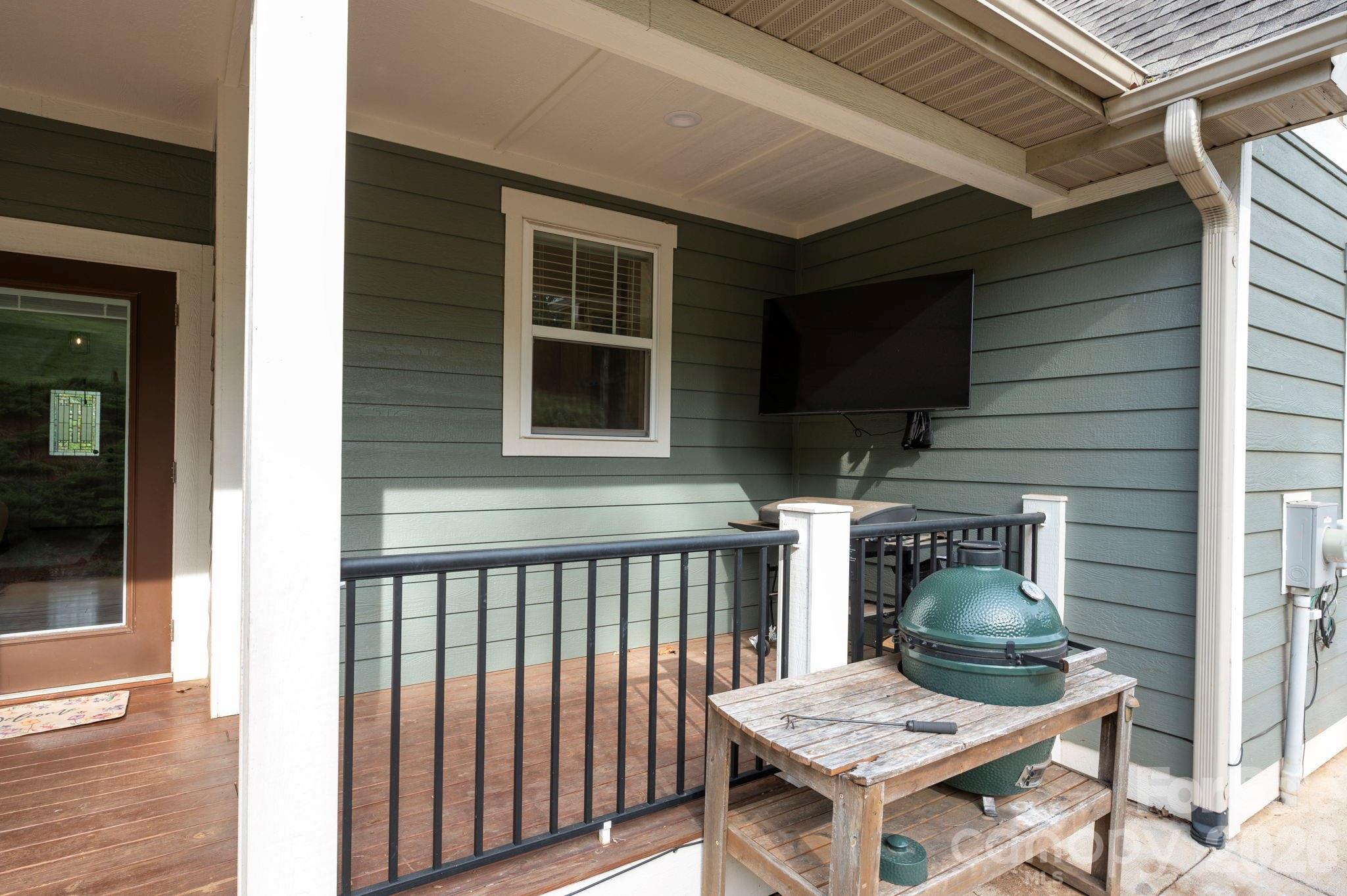 25 W Haven Drive — Arden