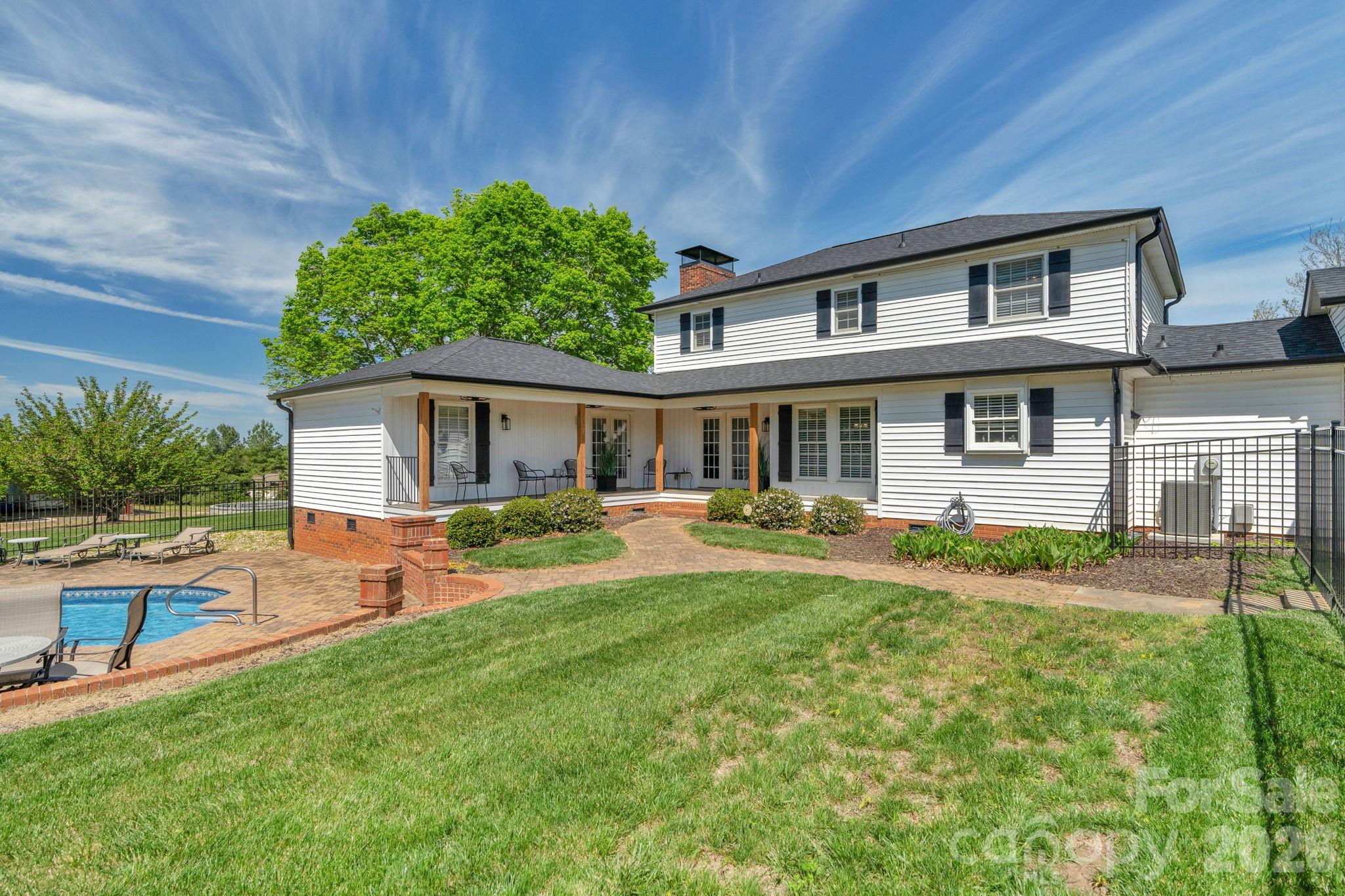 8698 Rocky River Road — Harrisburg