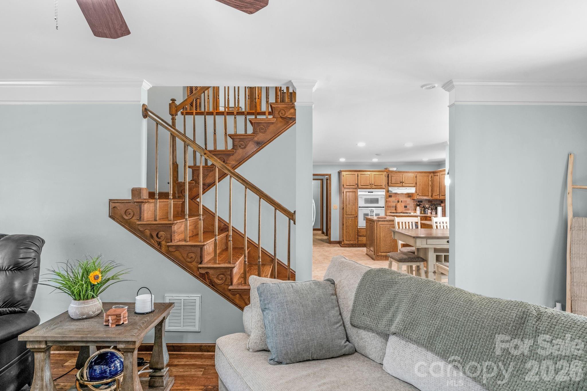8698 Rocky River Road — Harrisburg