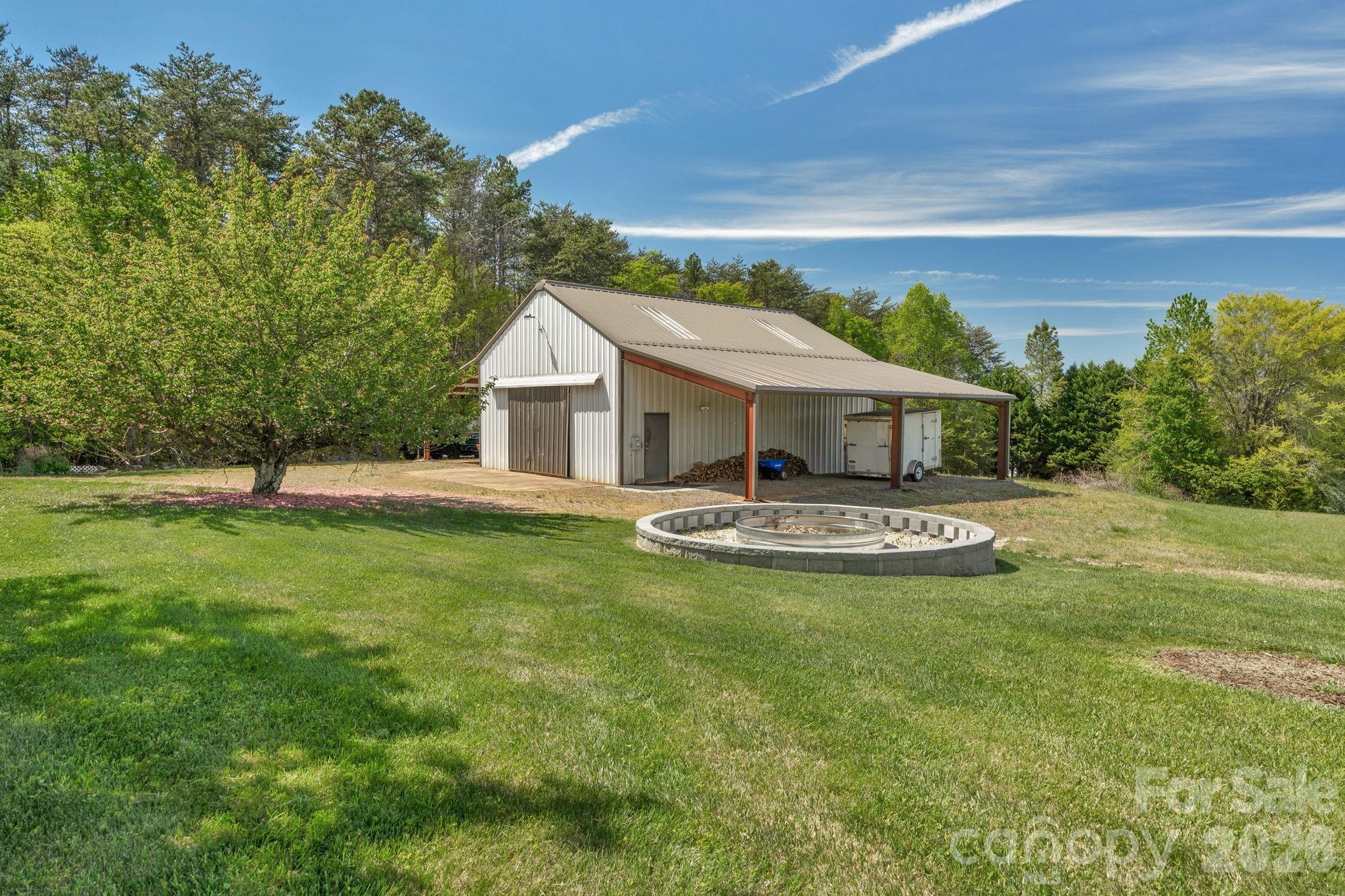 8698 Rocky River Road — Harrisburg