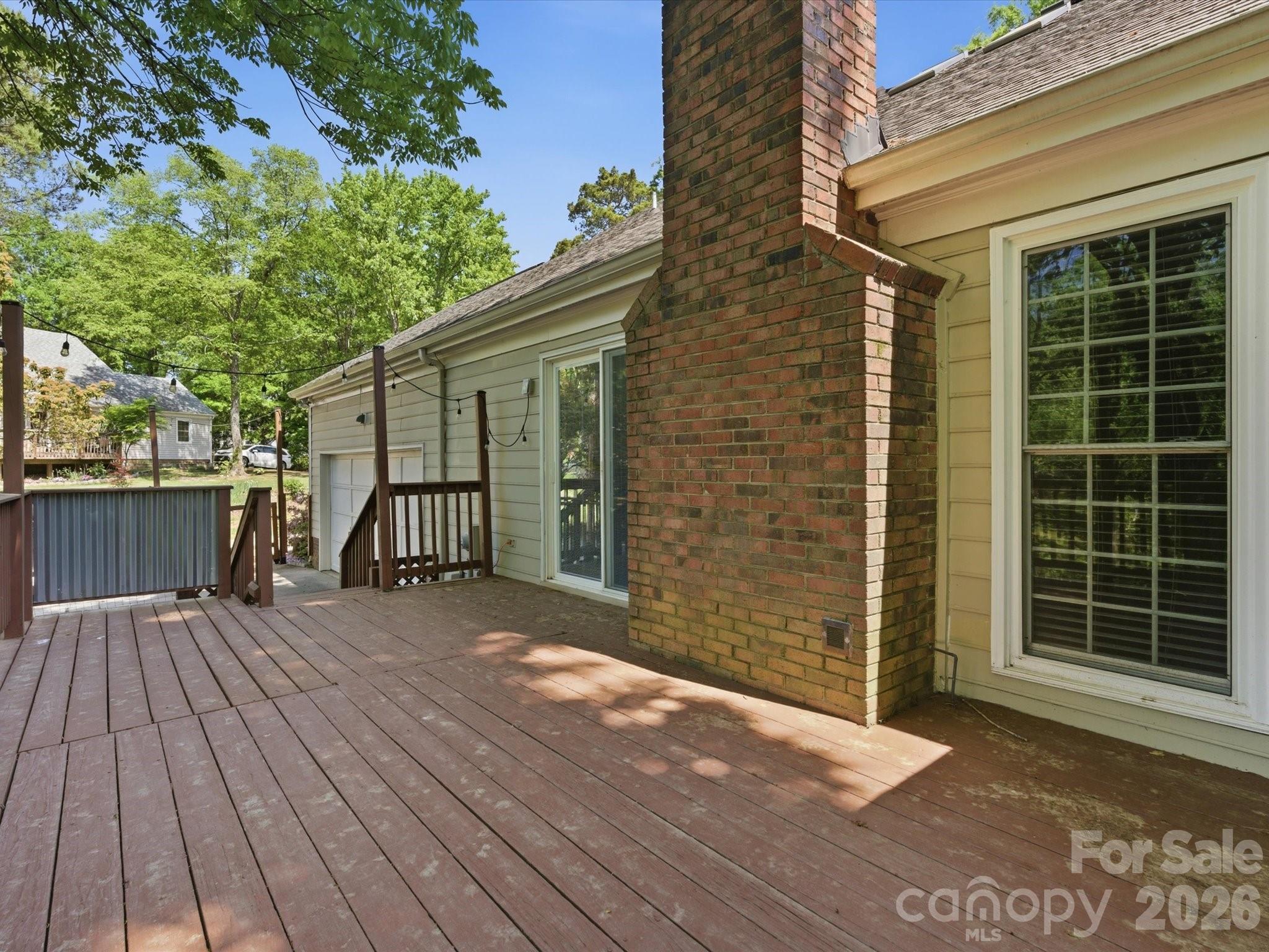 9437 Fairmead Drive — Charlotte