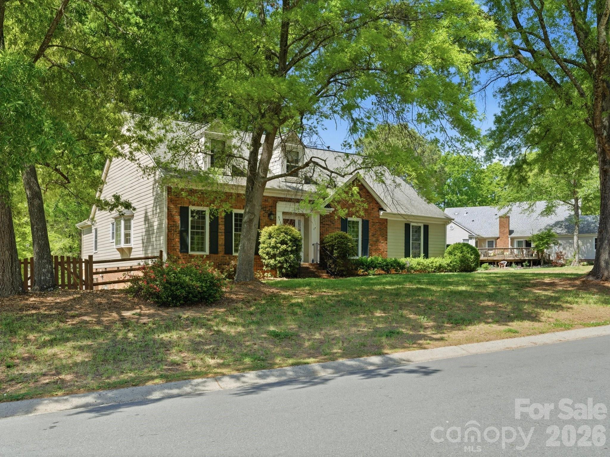 9437 Fairmead Drive — Charlotte