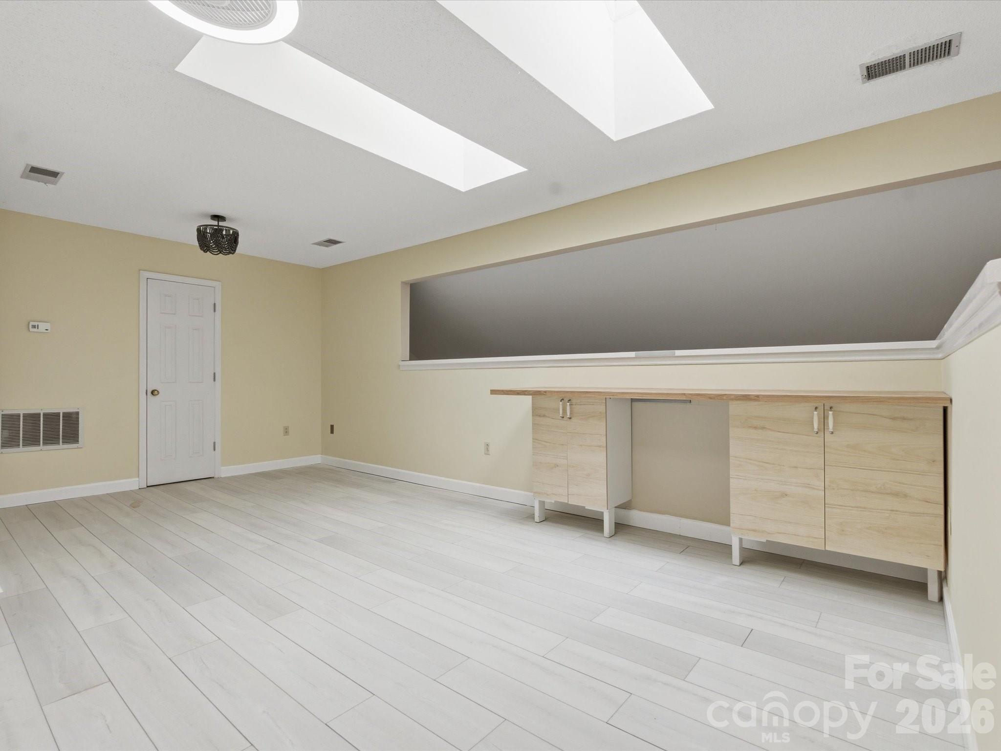 9437 Fairmead Drive — Charlotte