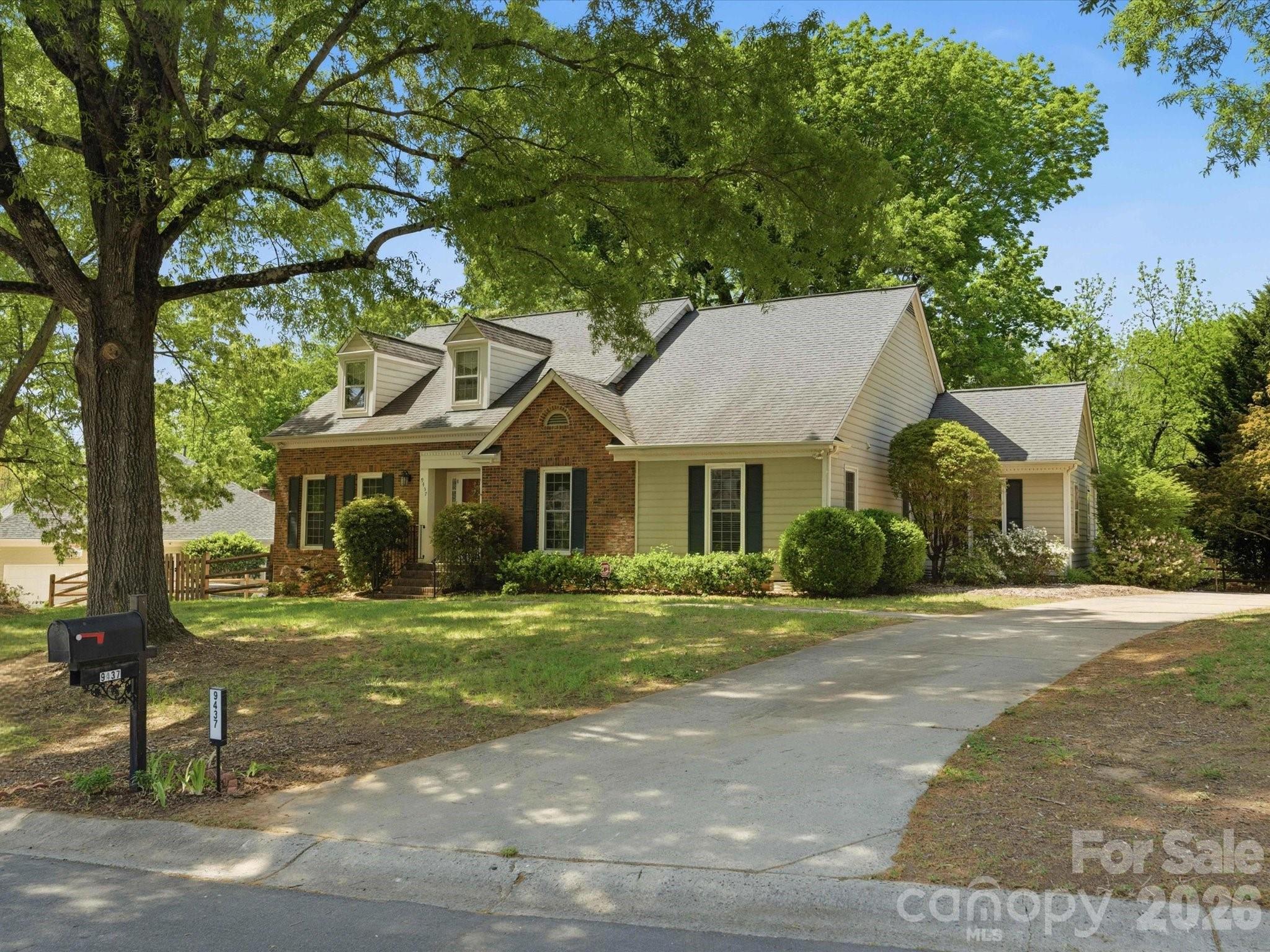 9437 Fairmead Drive — Charlotte