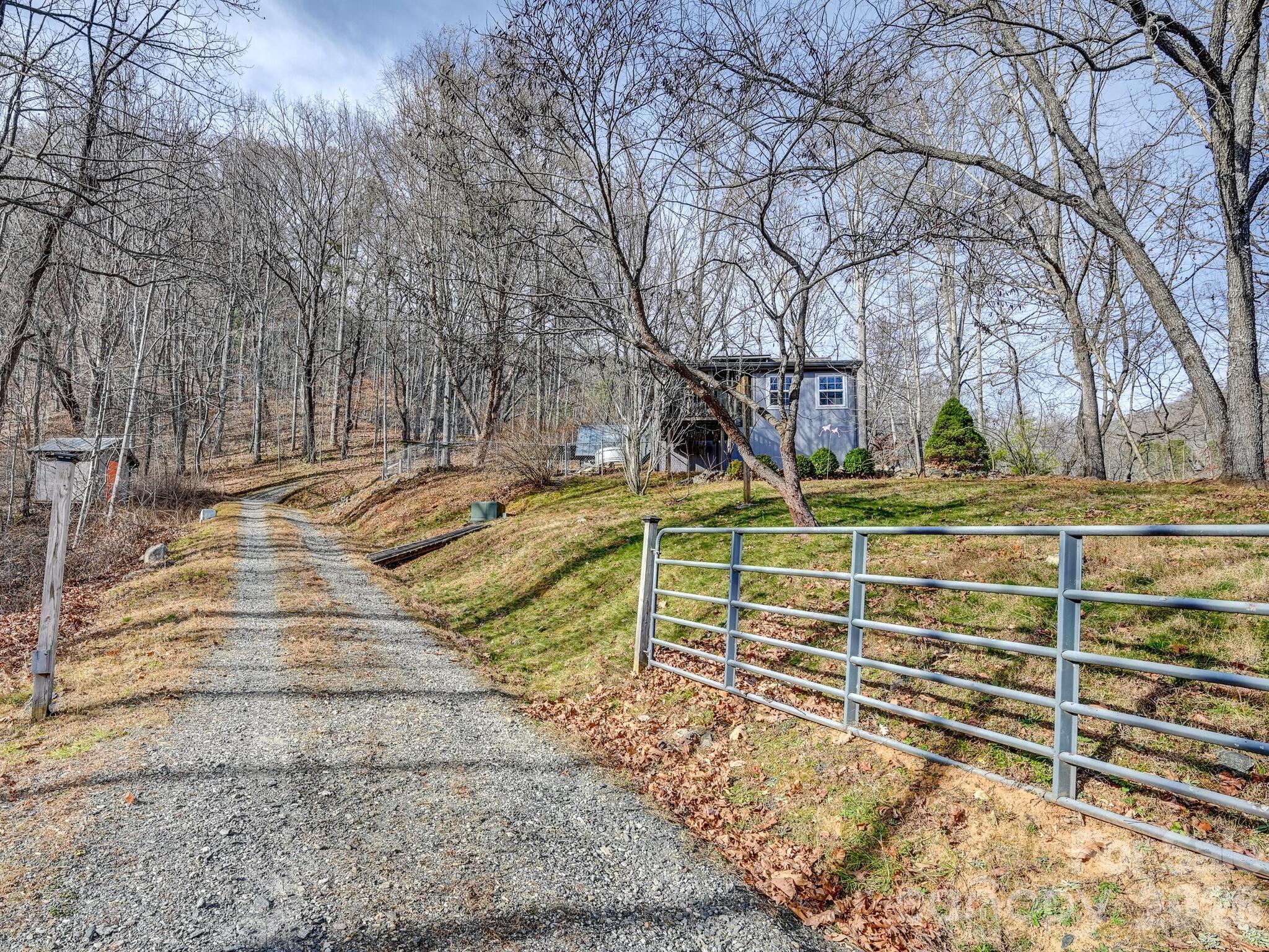 90 Davidson Gap Road — Leicester