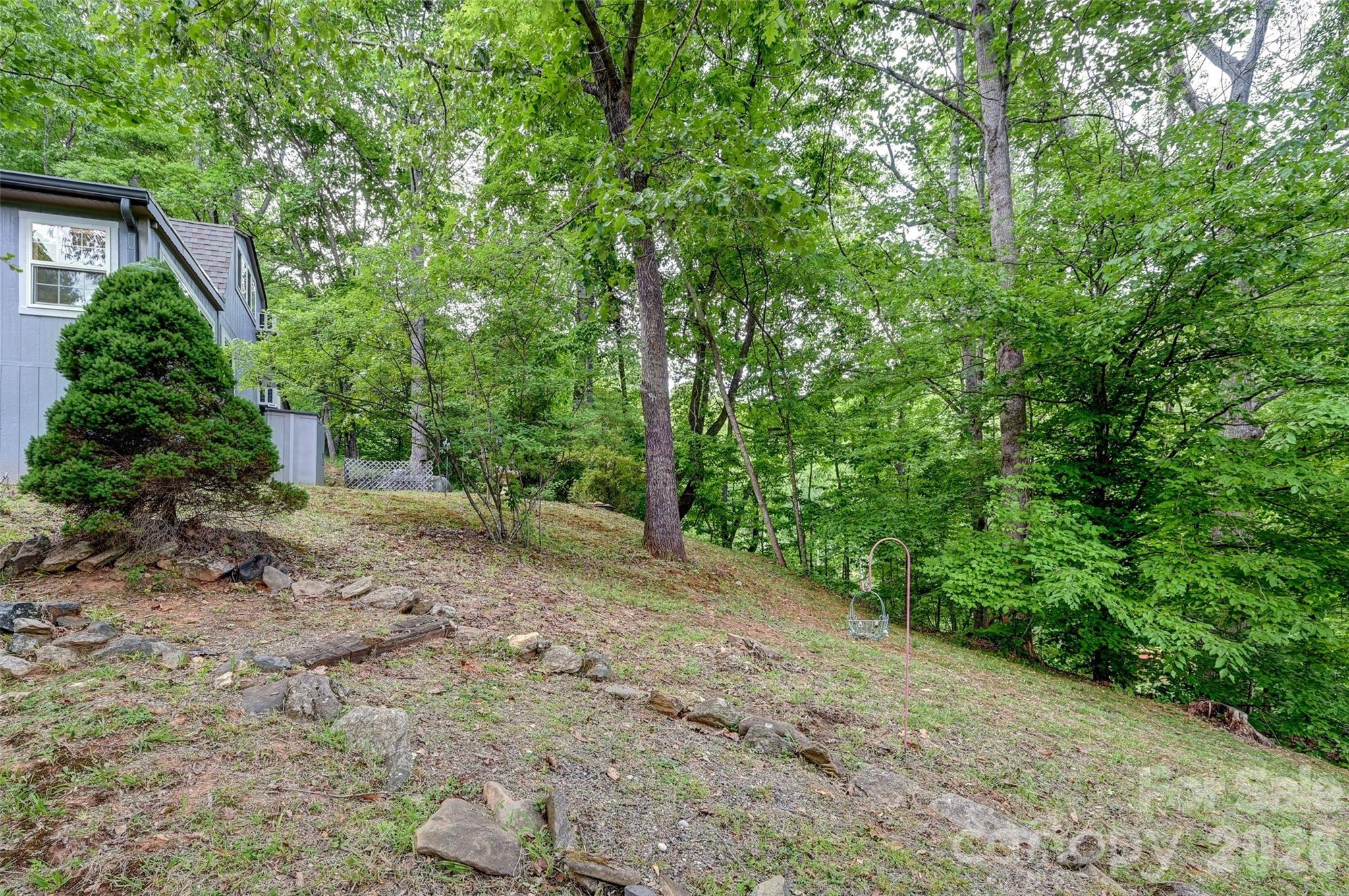 90 Davidson Gap Road — Leicester