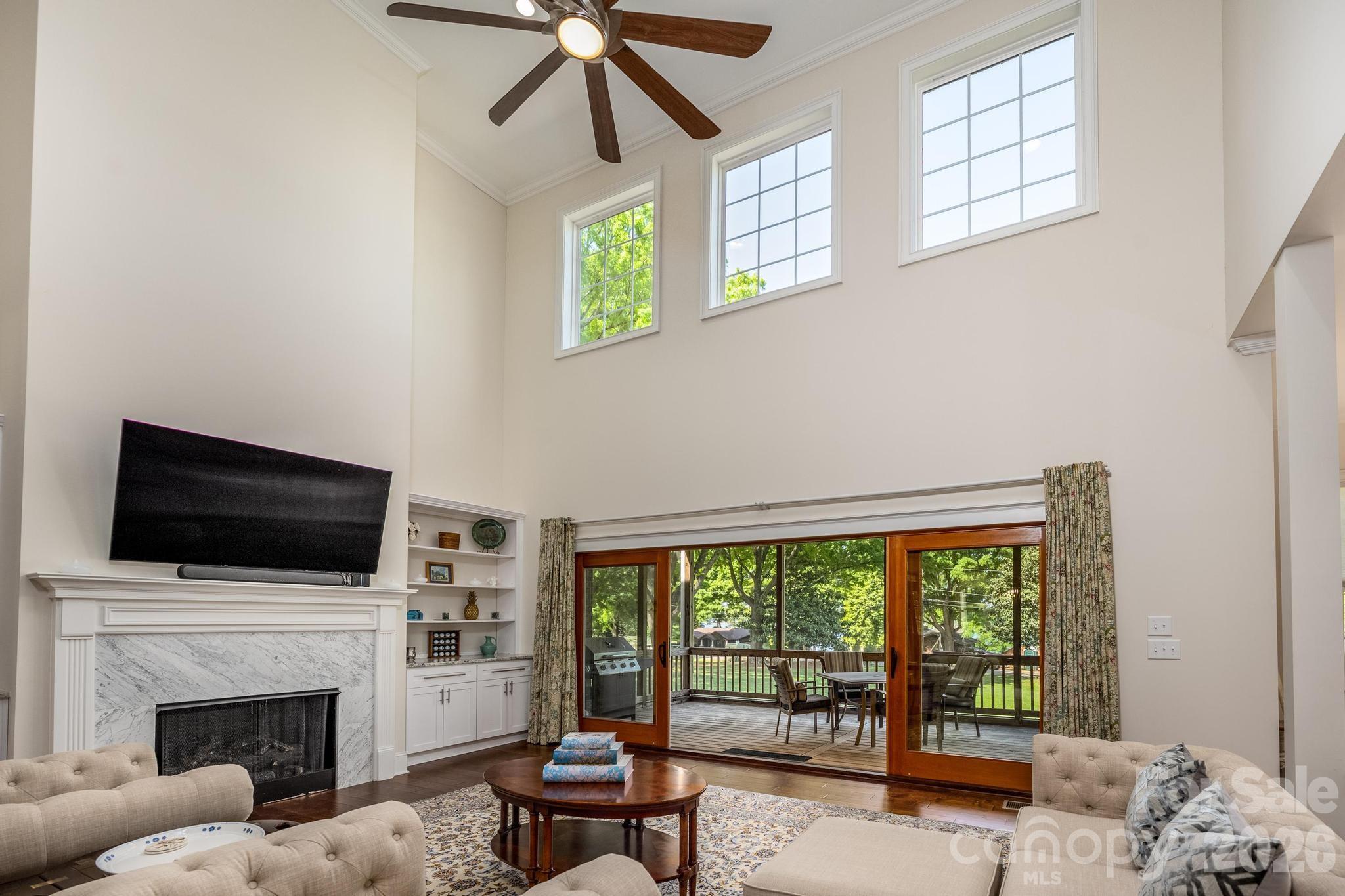 123 Lakefront Drive — Mooresville